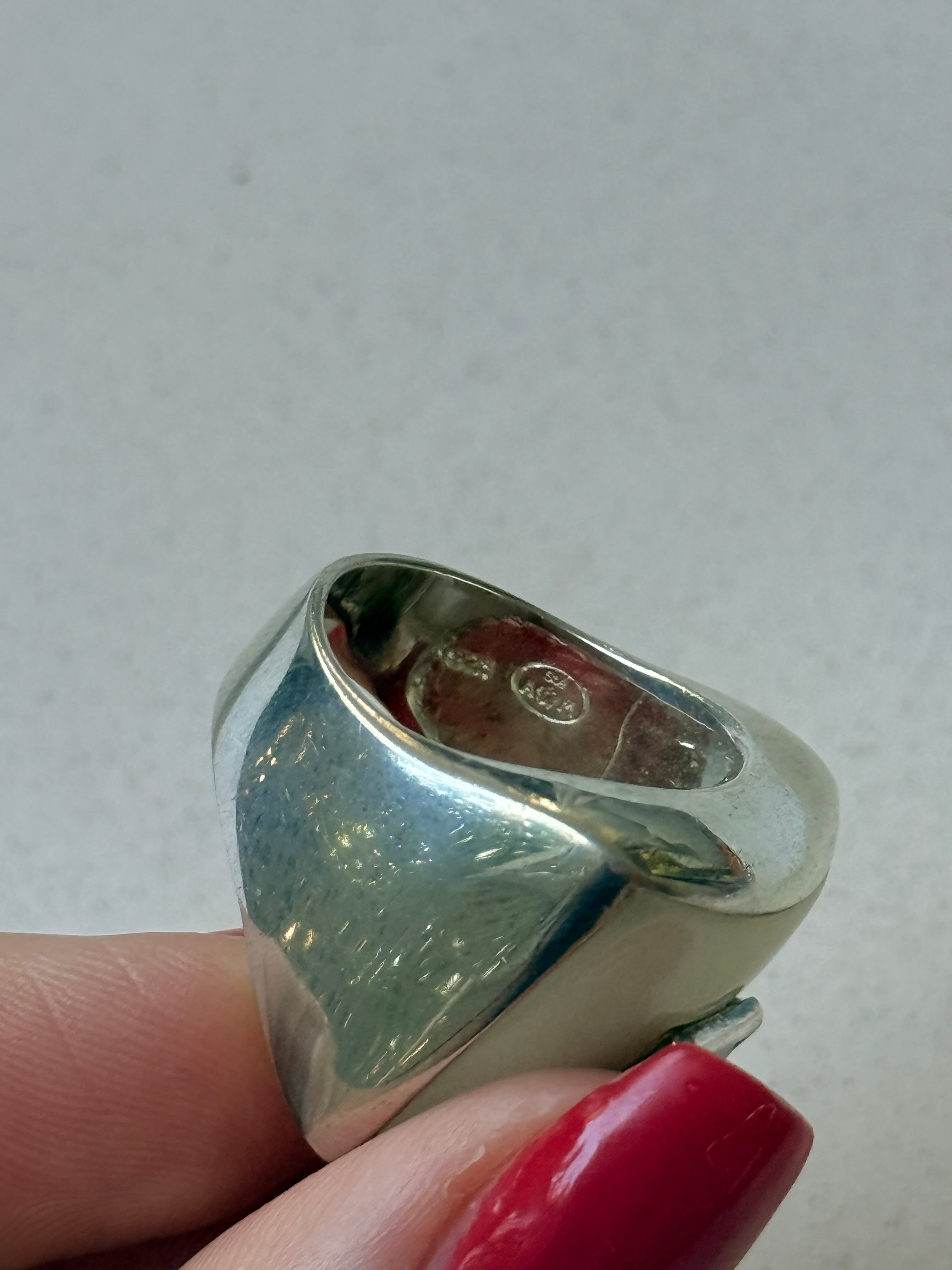 Bague vintage en argent 925 ornée de nacre