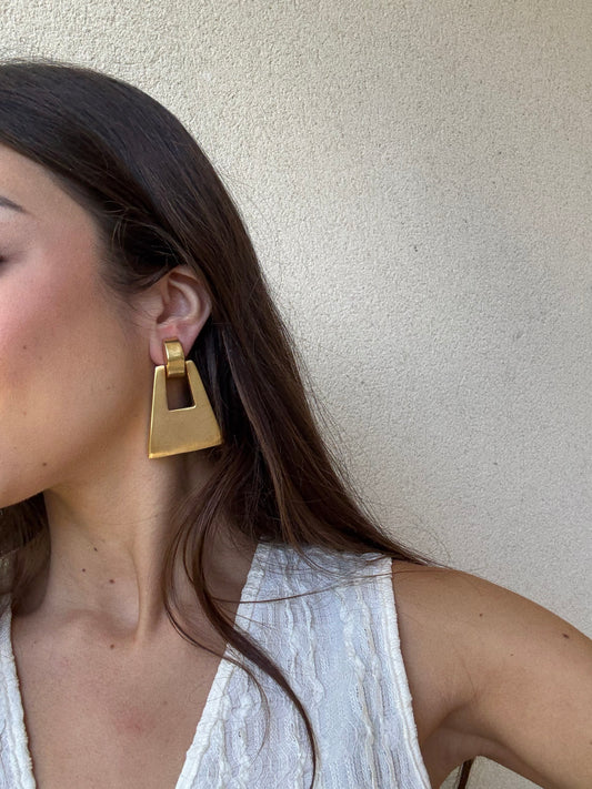 Boucles d’oreilles vintage - Pendantes dorées mates