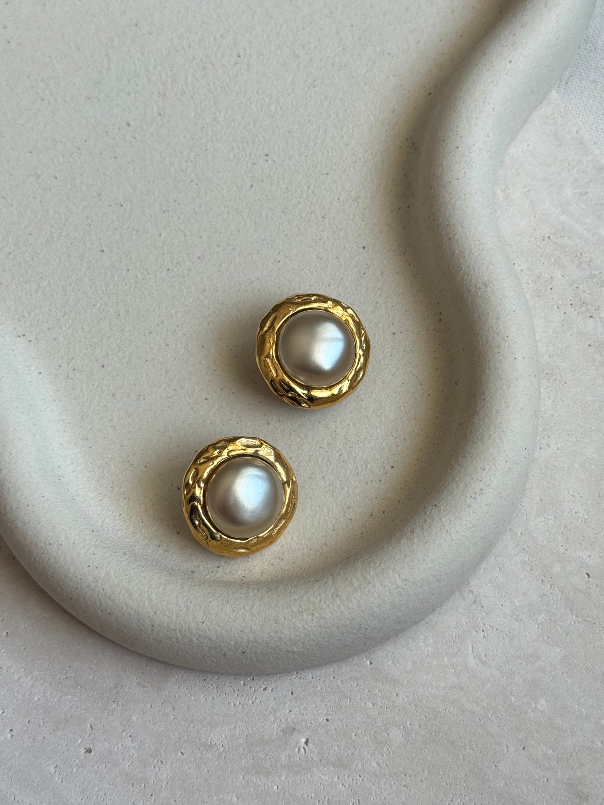Boucles d’oreilles vintage Chanel - Perles fantaisies