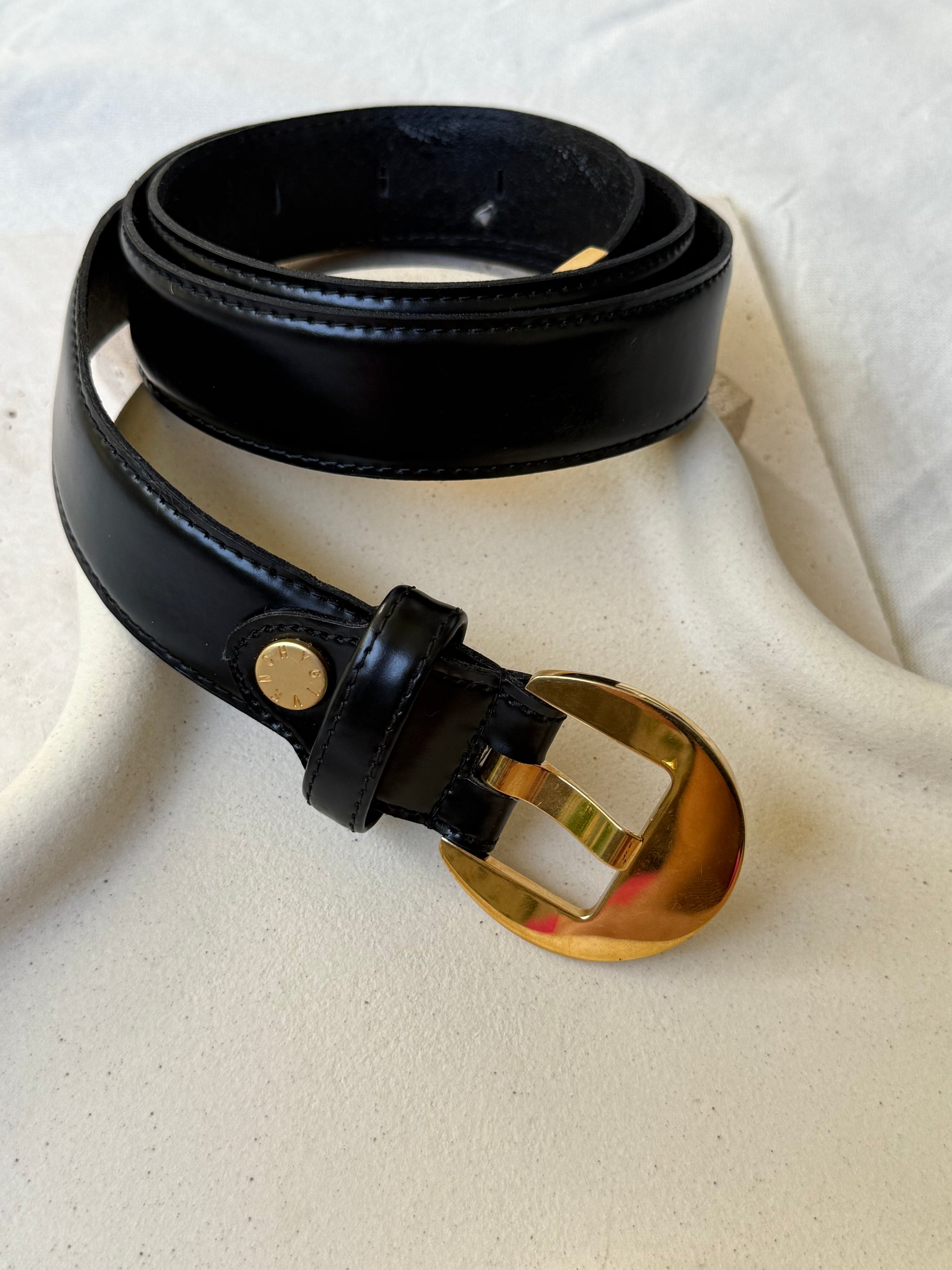 Ceinture Givenchy vintage - Cuir noir et boucle dorée