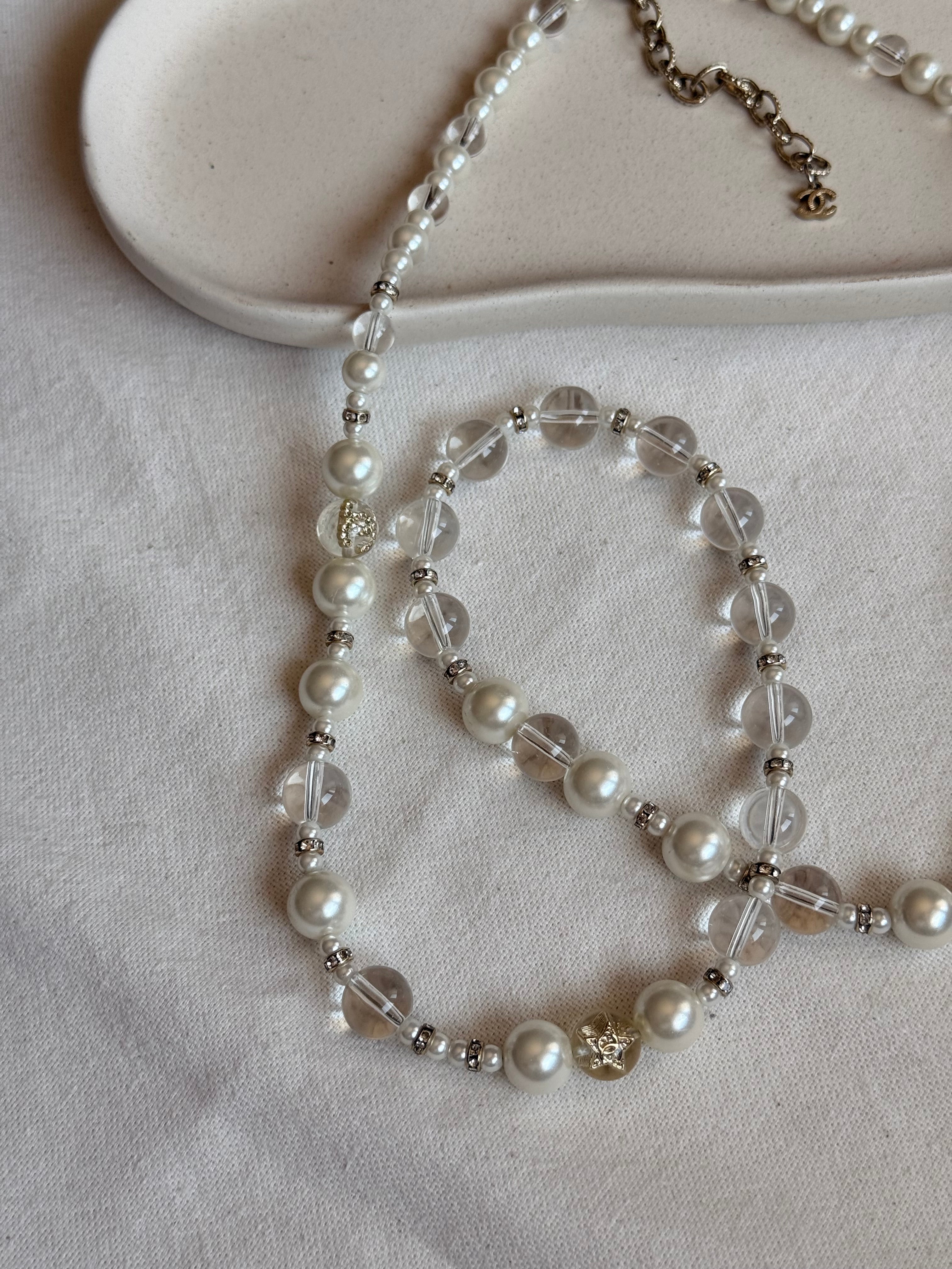 Collier sautoir Chanel - Perles et pâte de verre Collection 2019