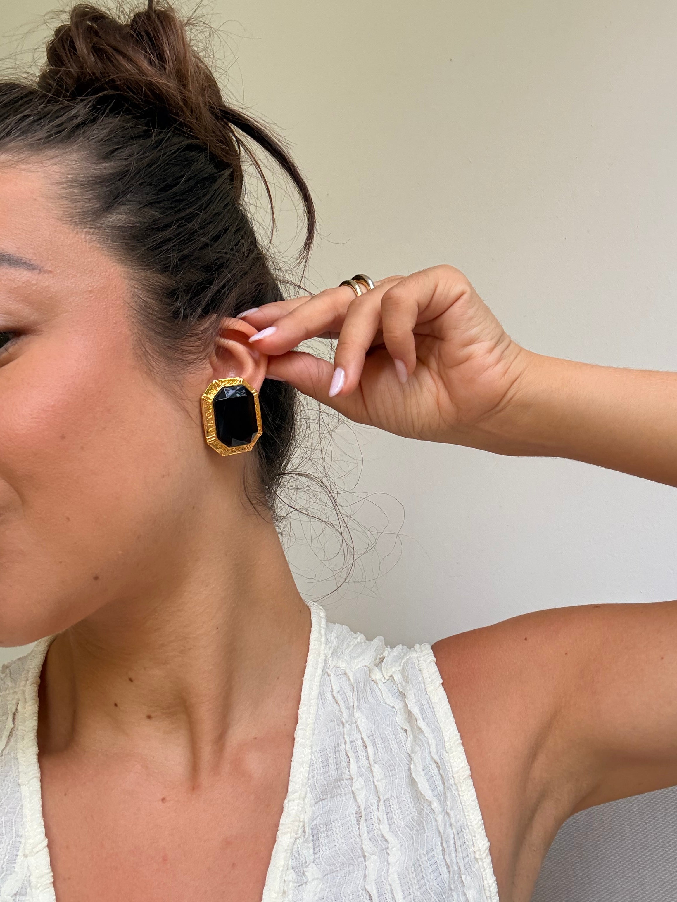 Boucles d’oreilles vintage - Strass facetté noir