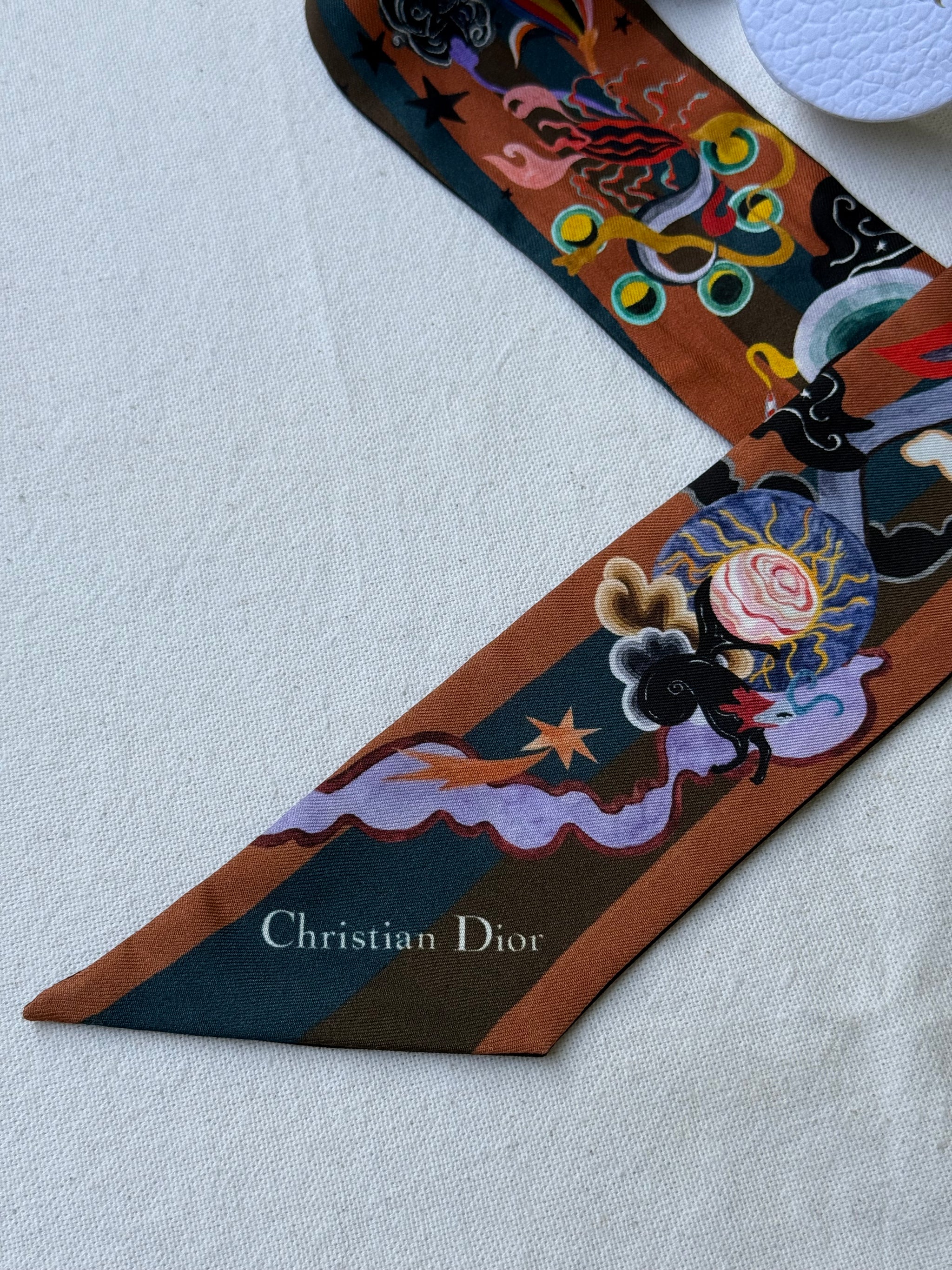 Mitzah Christian Dior – Motifs astraux