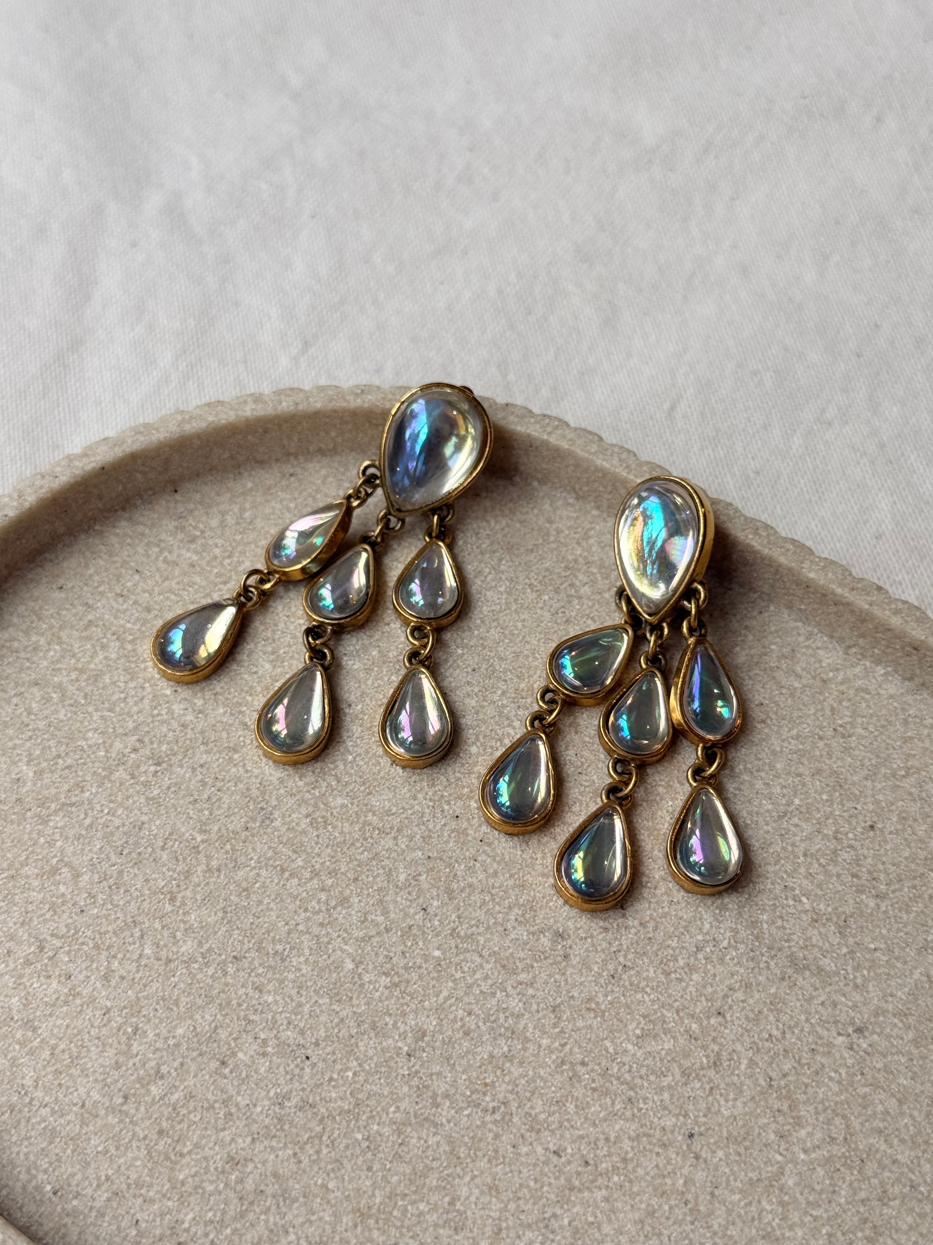 Boucles d’oreilles vintage - Pampilles nacrées irisées