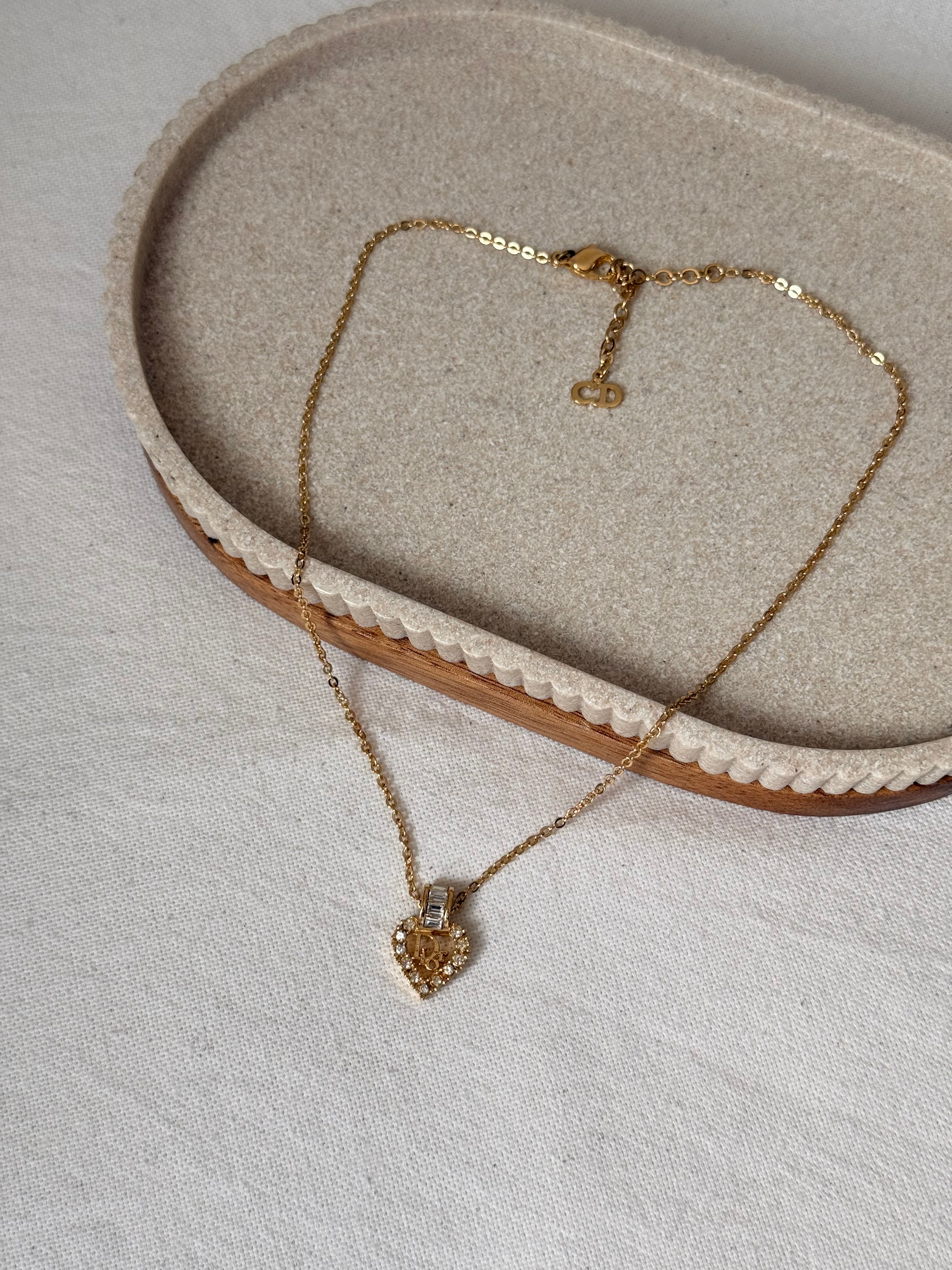 Collier Christian Dior vintage - Pendentif CD cœur et strass