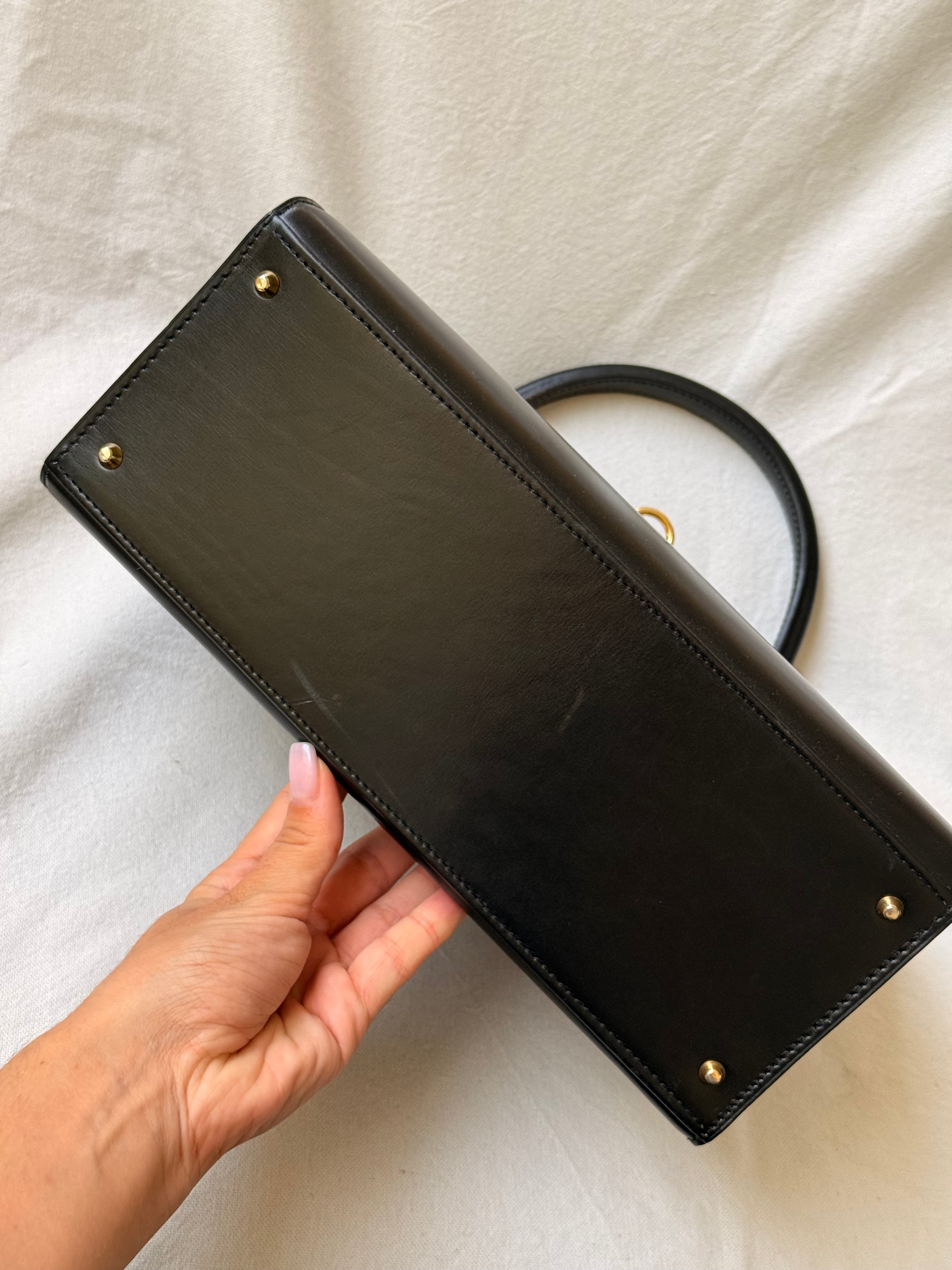 Sac Céline vintage - Top Handle cuir noir et fermoir doré