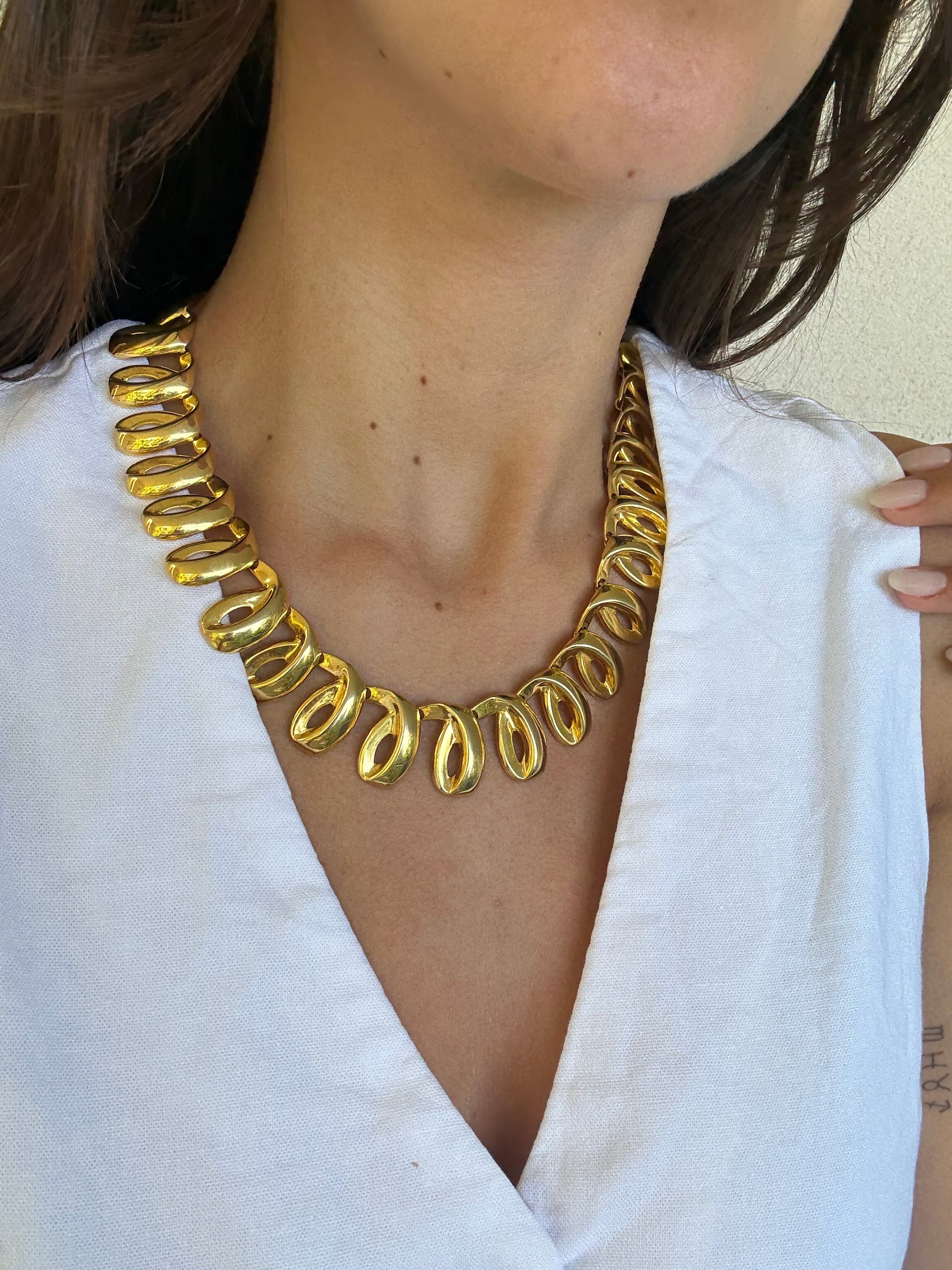Collier doré vintage - Maille ajourée tourbillons