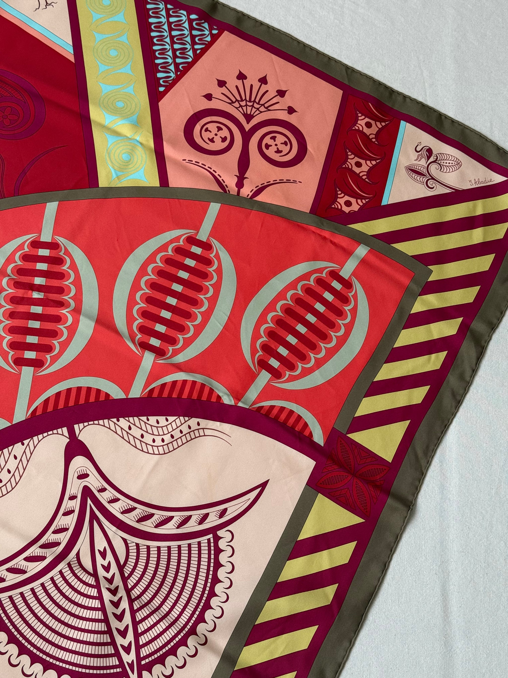 Foulard Hermès – Modèle Géométrie Crétoise