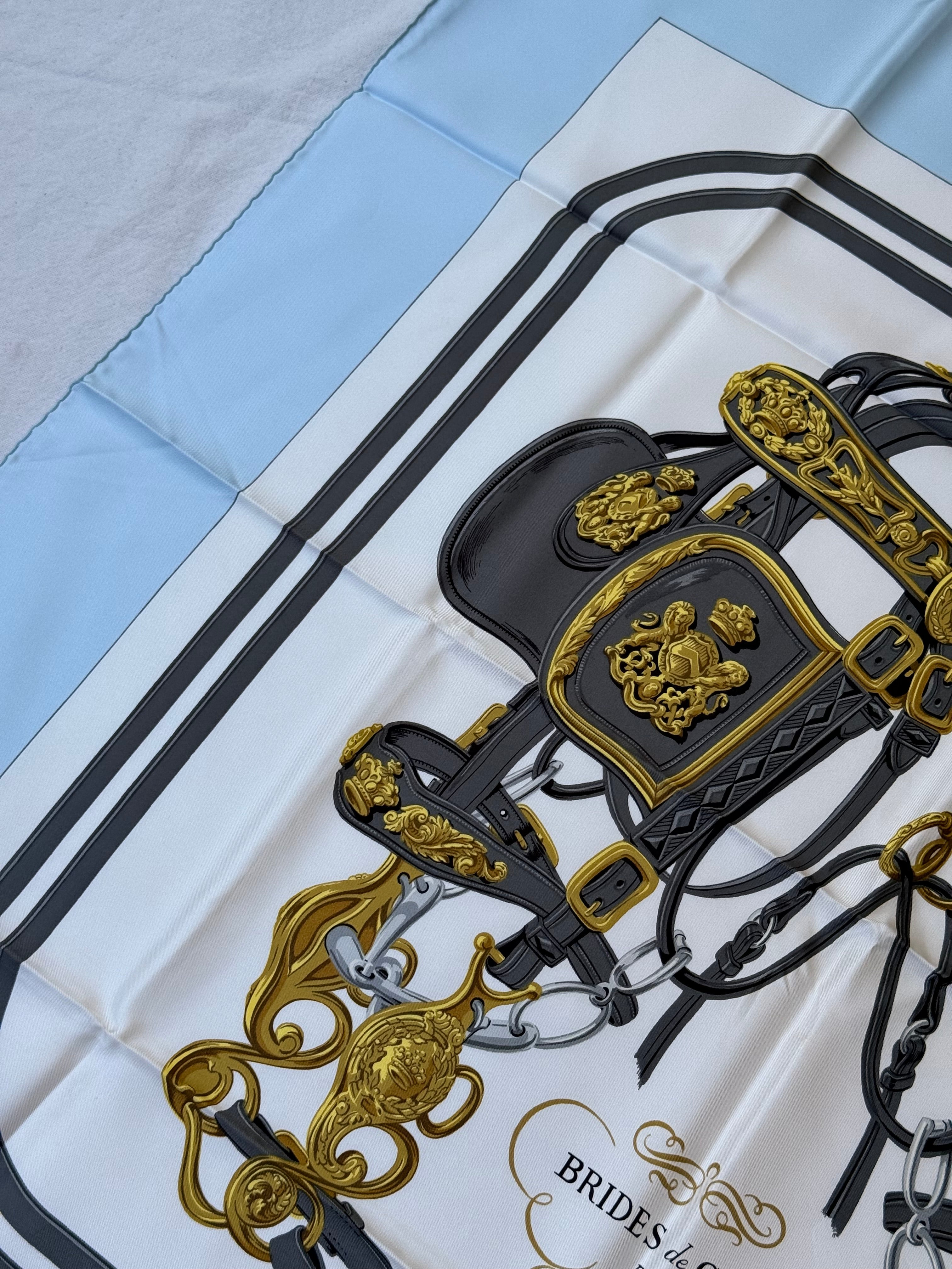 Foulard Hermès – Modèle Brides de Gala