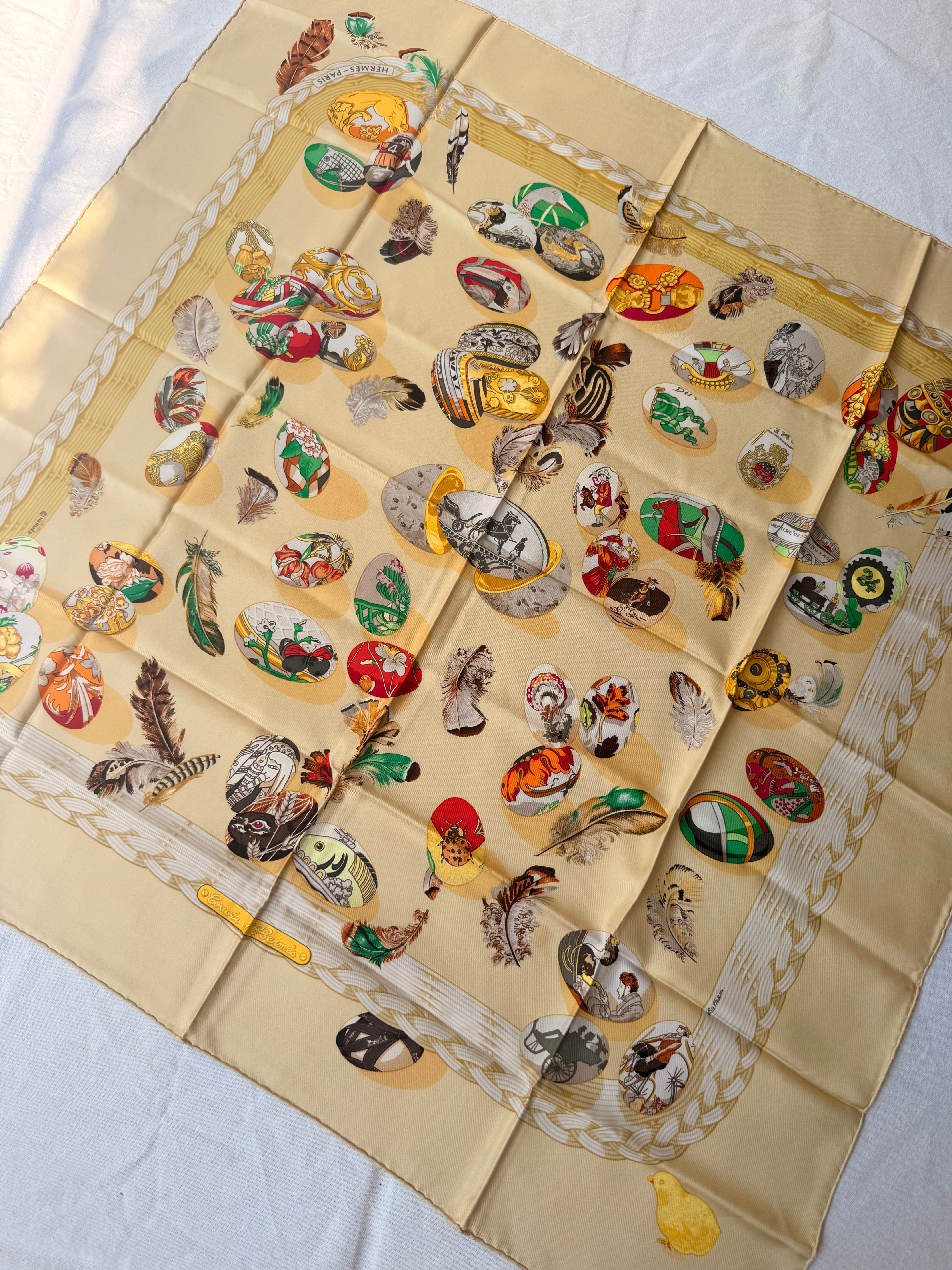 Foulard Hermès – Modèle Couvée d'Hermès
