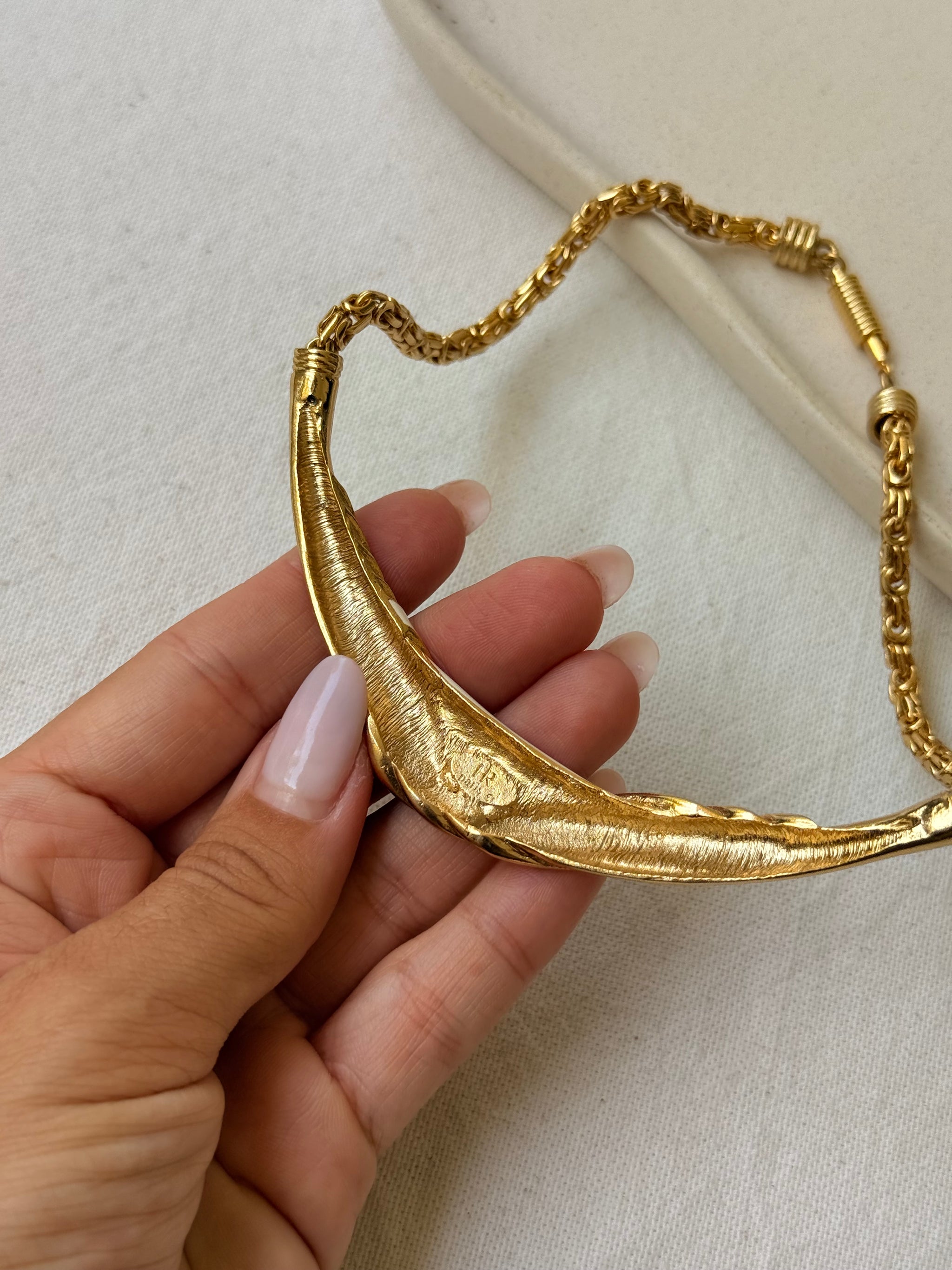 Collier Helena Rubinstein vintage - Plastron émaillé ivoire