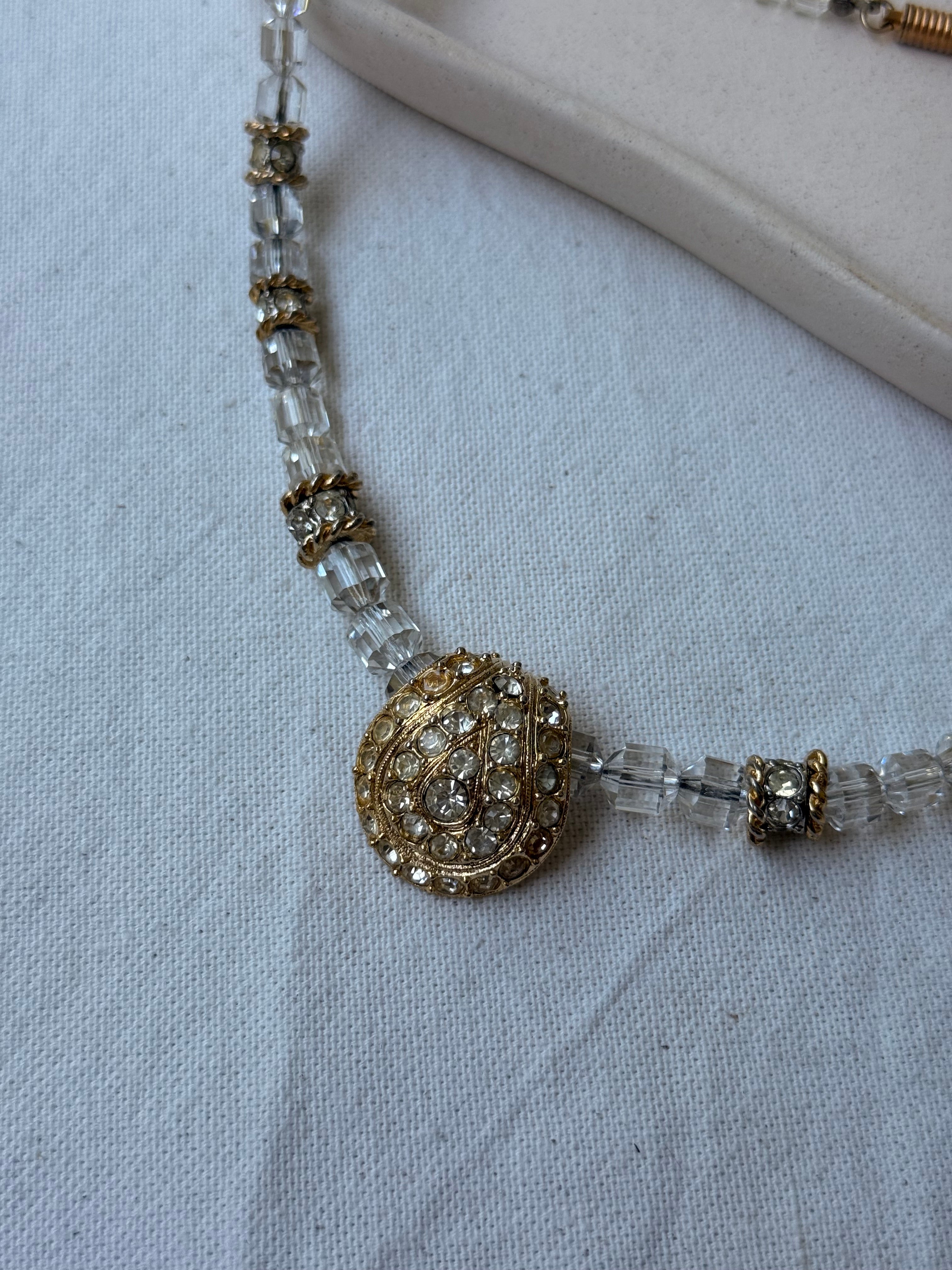 Collier Orena vintage - Perles cristal facettées et pendentif pavé
