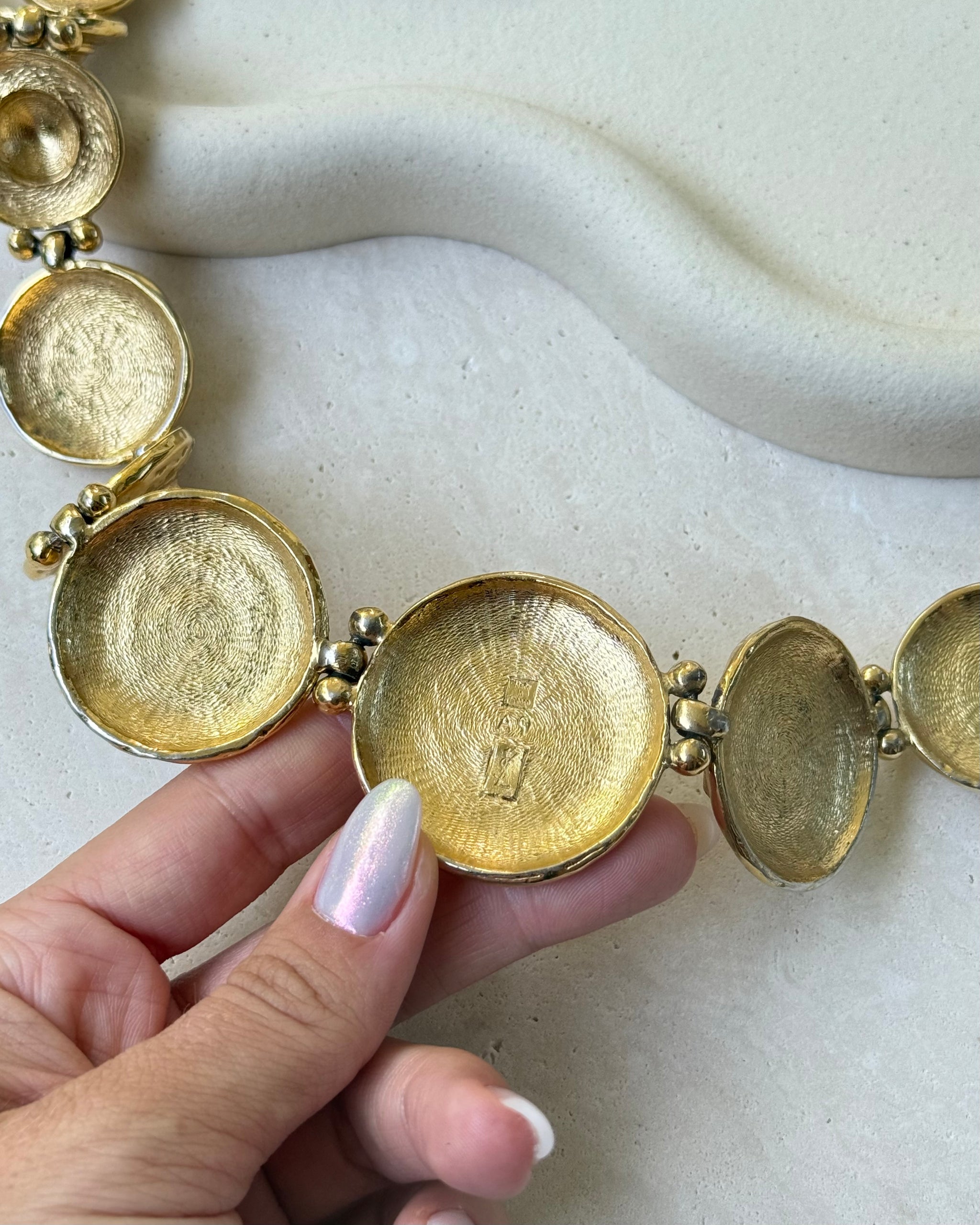 Collier Yves Saint Laurent vintage - Relief martelé XXL