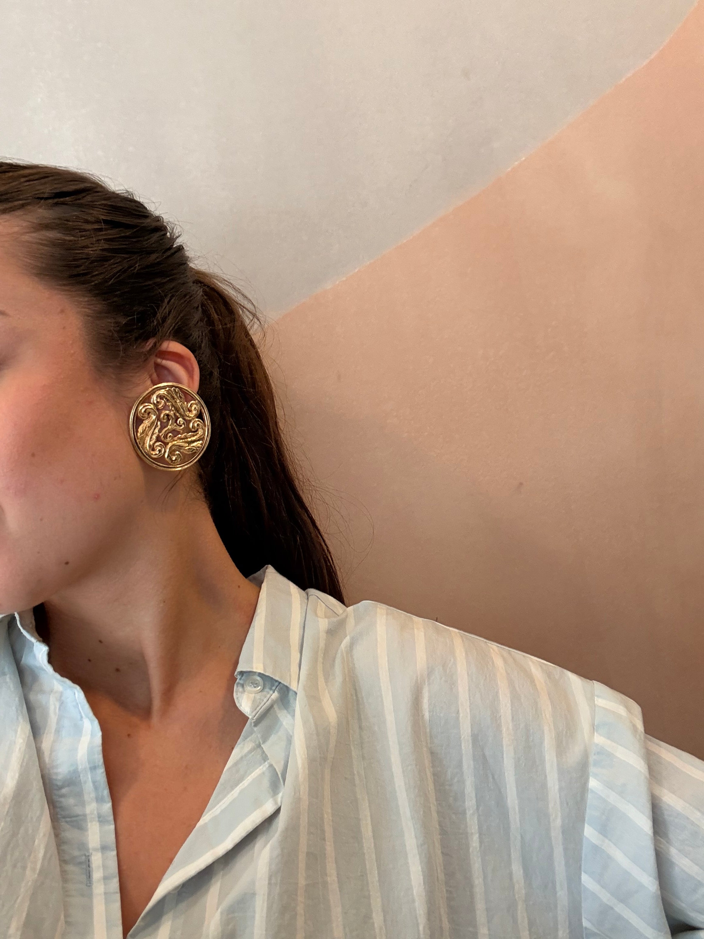 Boucles d’oreilles YSL vintage - Motifs baroques dorés