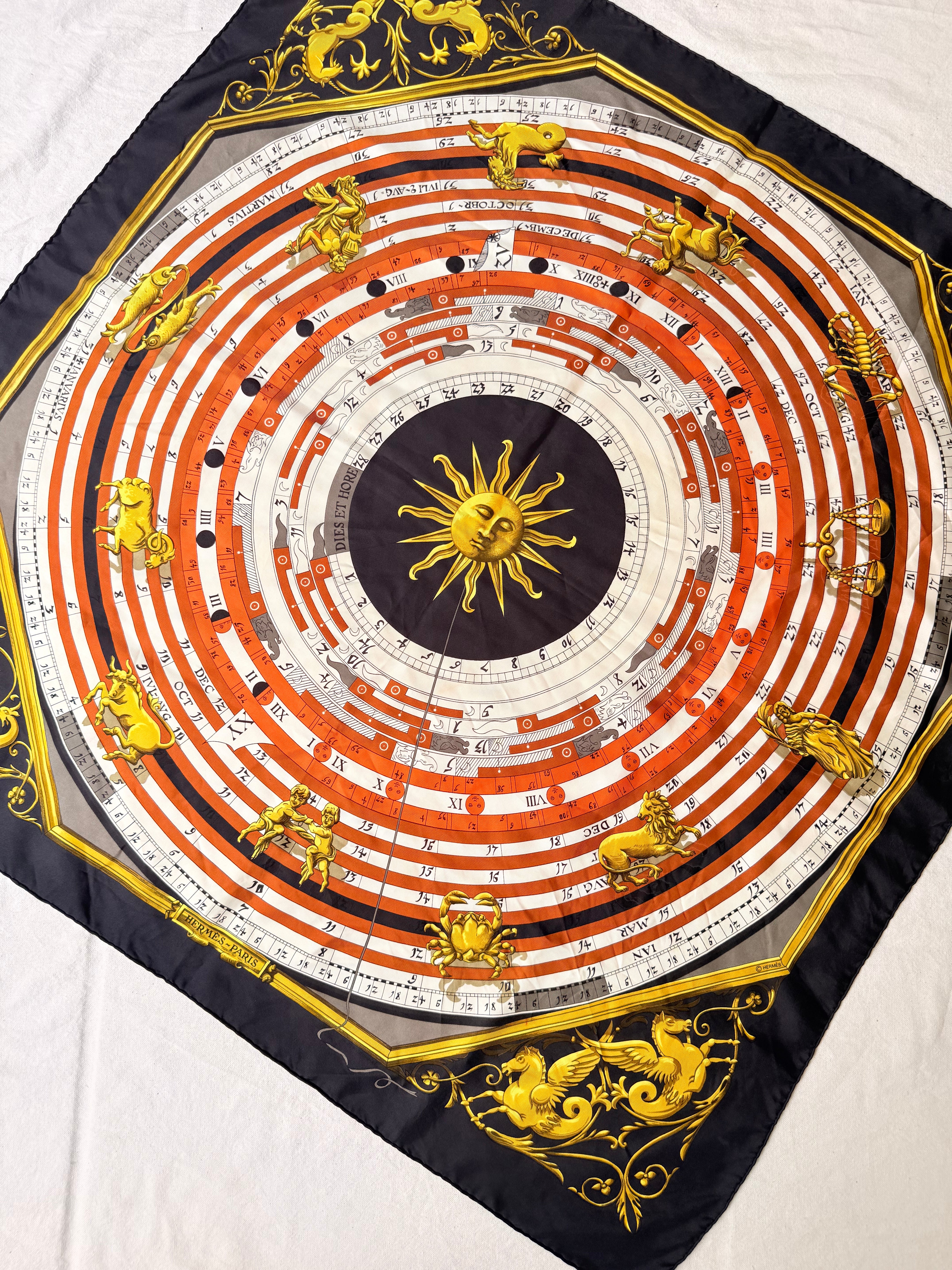 Foulard Hermès – Modèle Astrologie