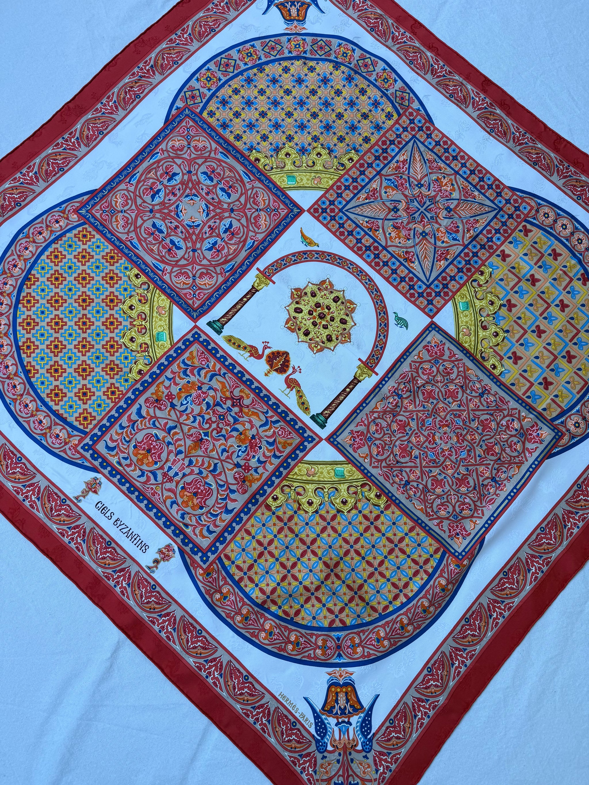 Foulard Hermès – Modèle Ciels Byzantins