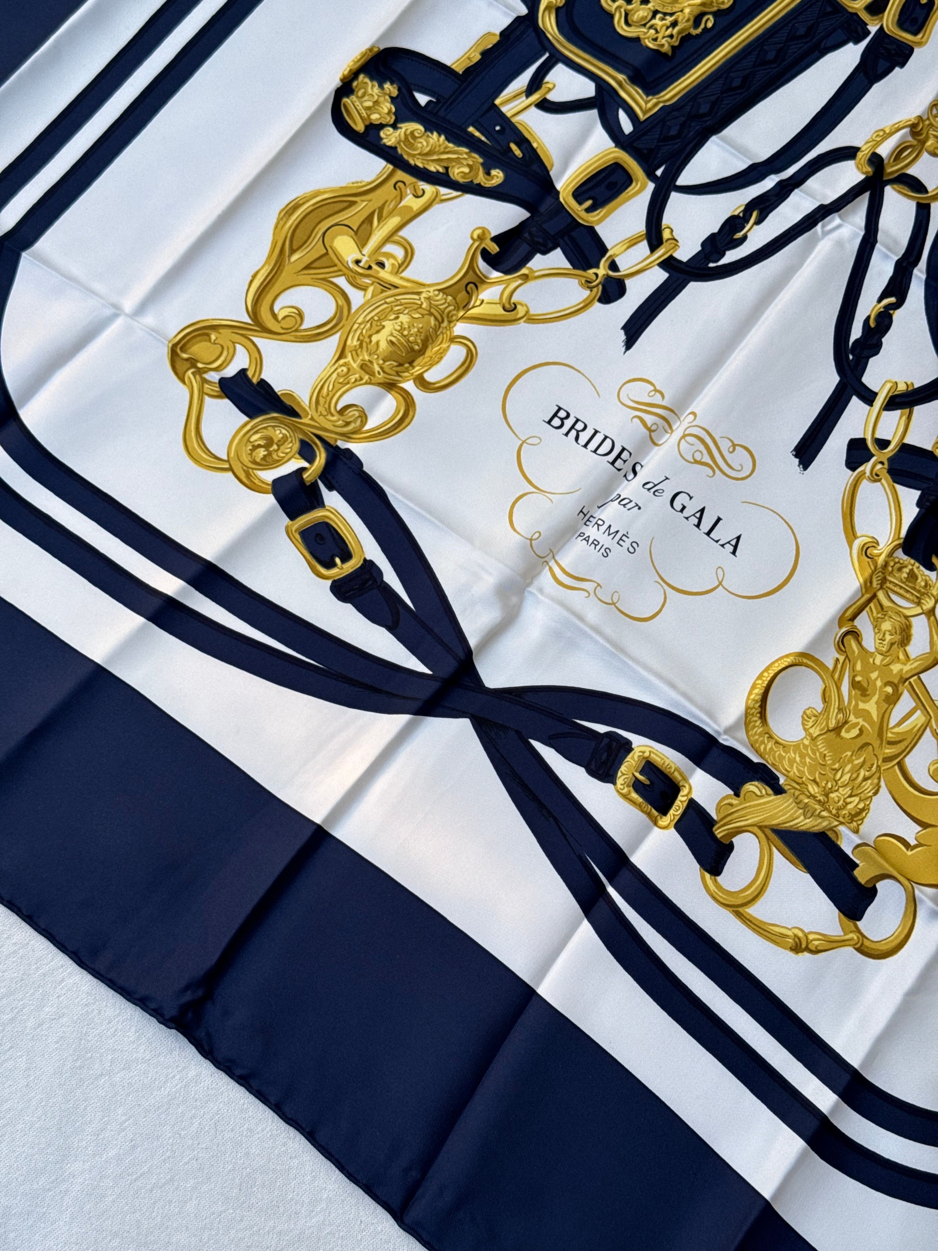 Foulard Hermès – Modèle Brides de Gala