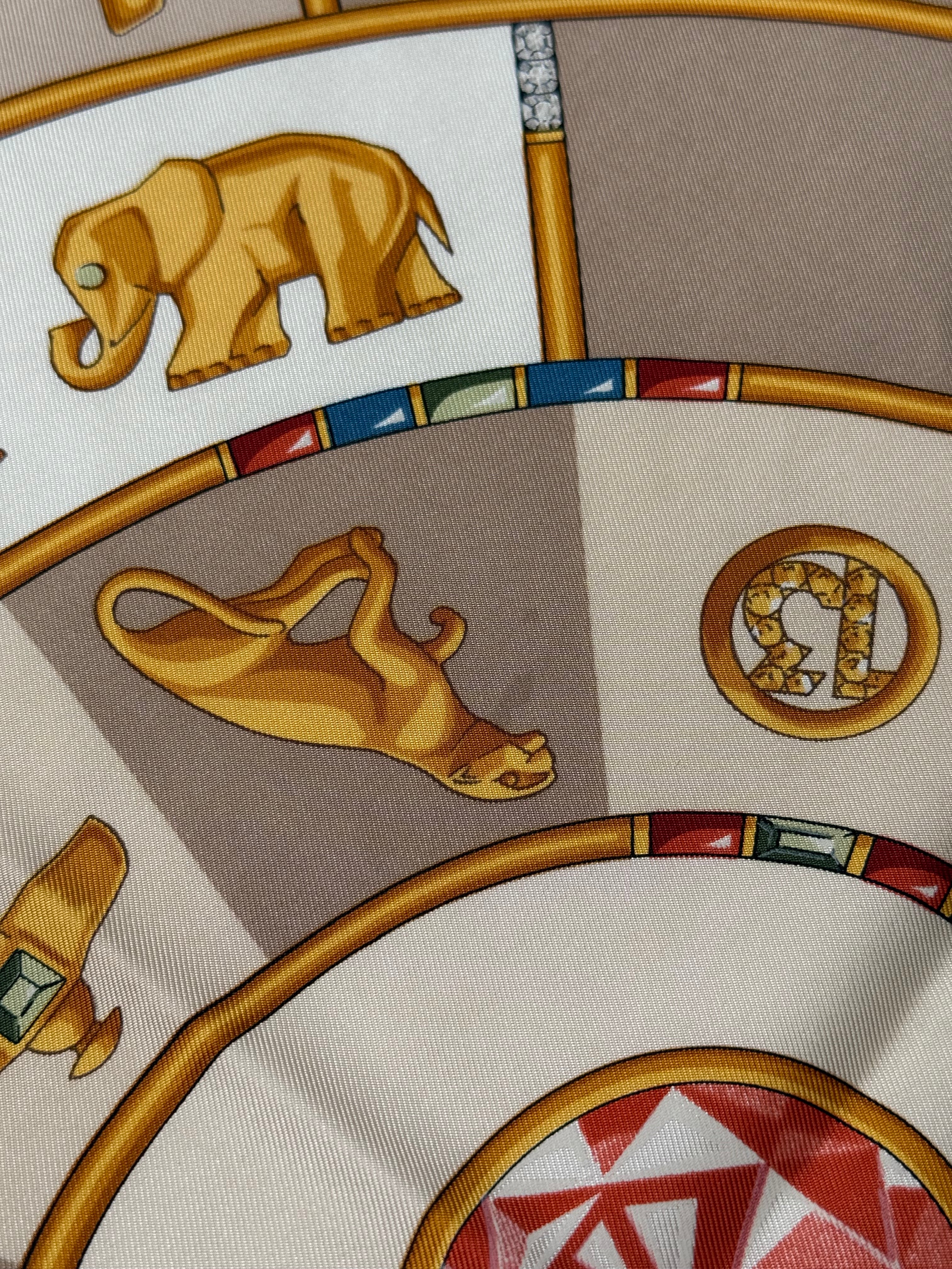 Foulard Cartier – Spirale joaillère