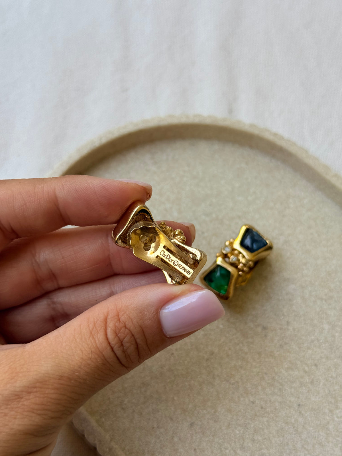 Boucles d’oreilles Christian Dior vintage - Vertes et bleues