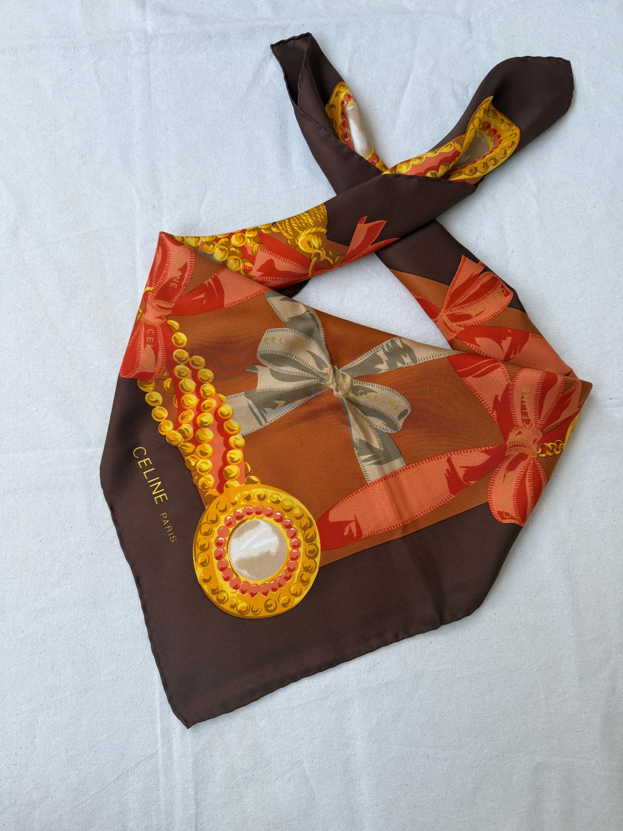 Celine Scarf – Knot Patterns