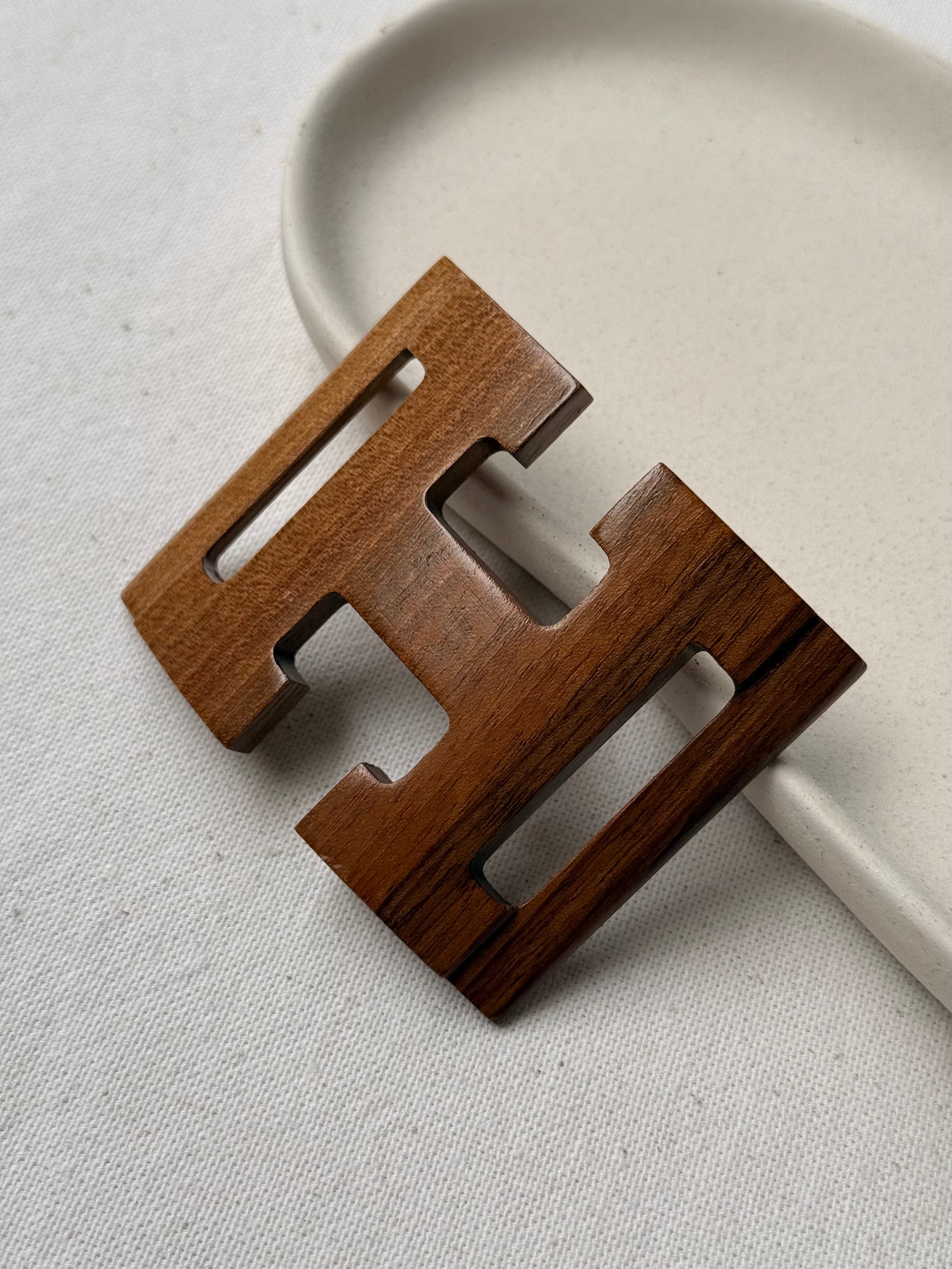 Anneau de foulard Hermès - Modèle H en bois