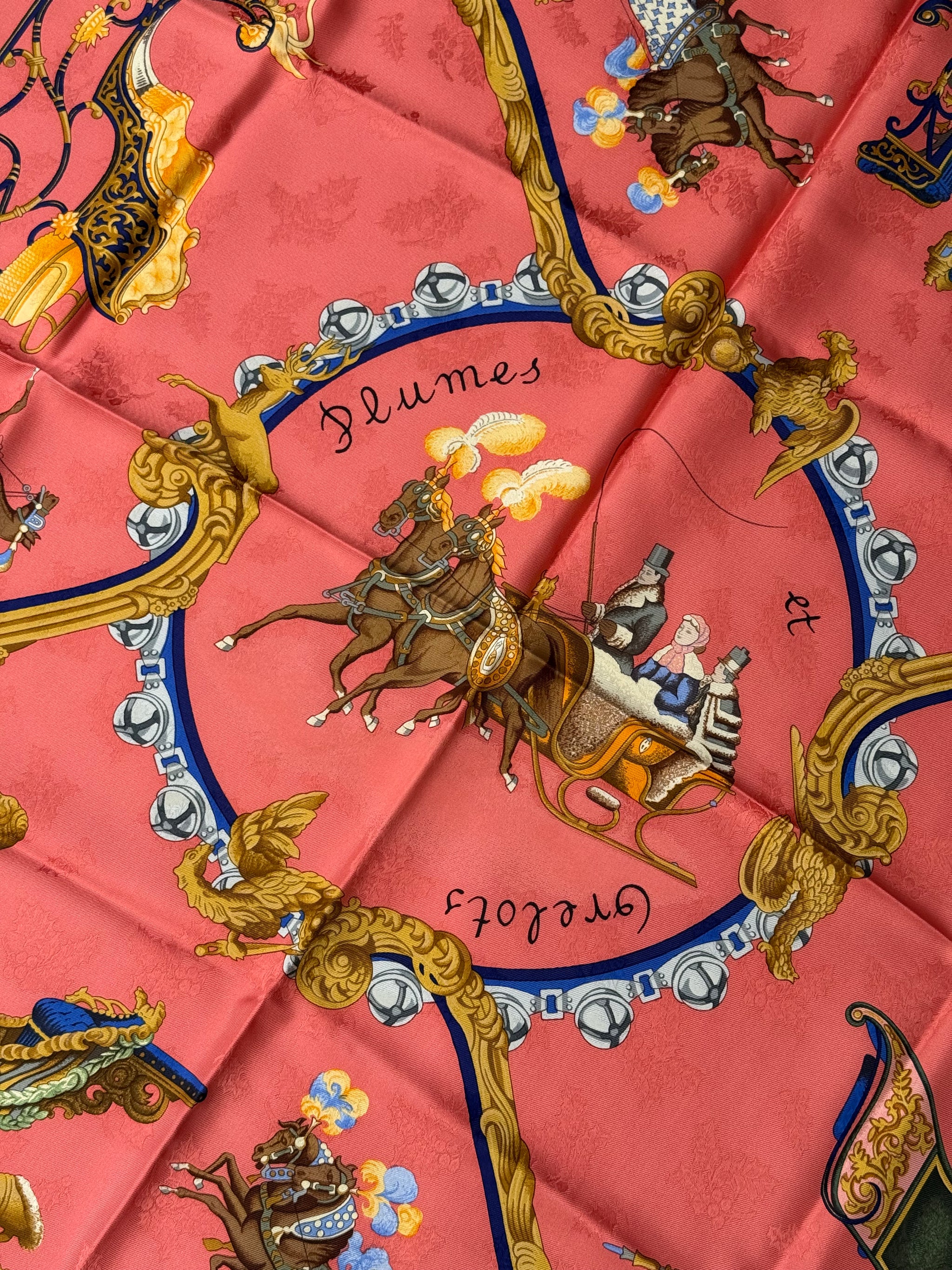 Foulard Hermès – Modèle Plumes et Grelots