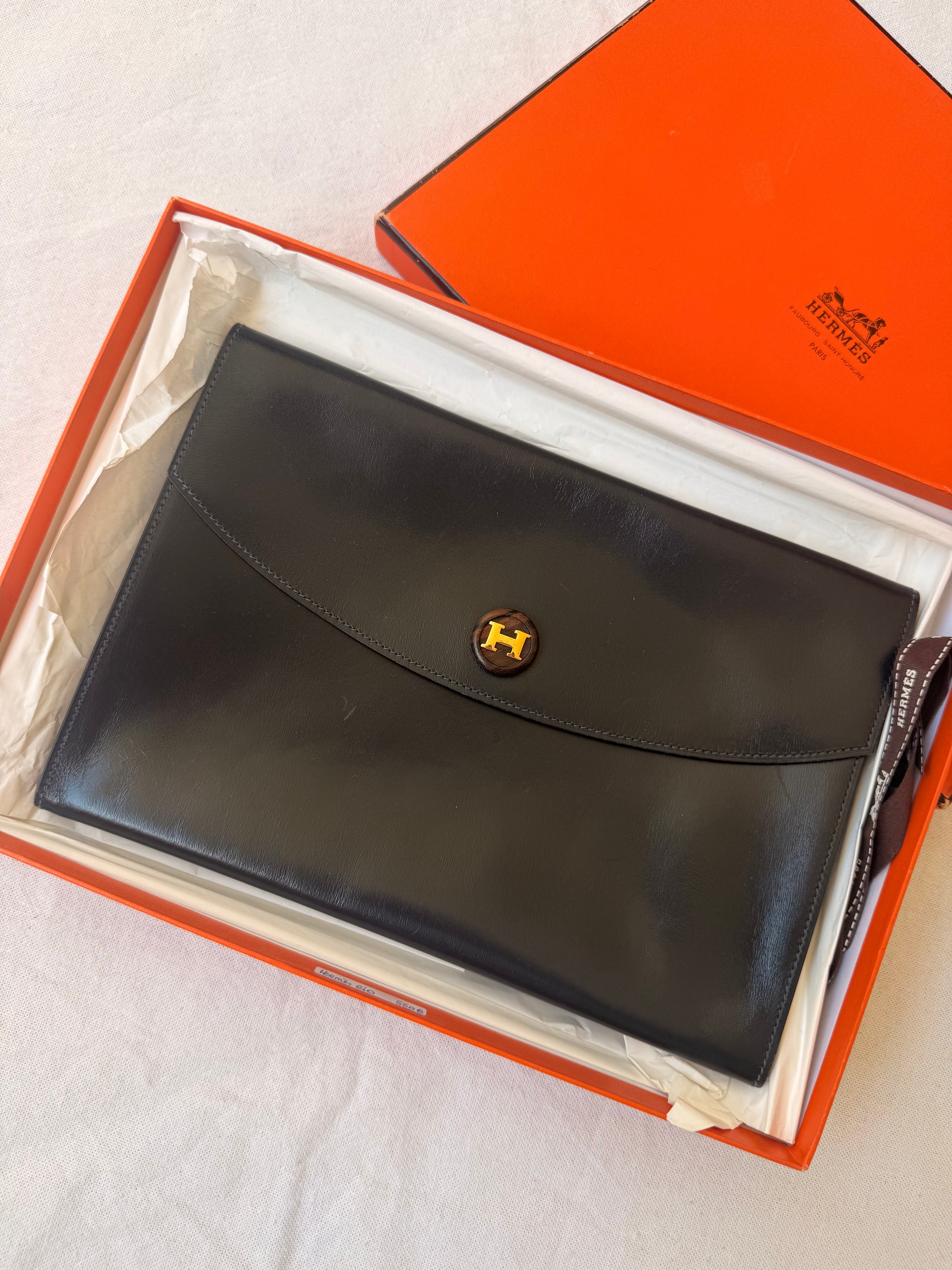Pochette Hermès - Modèle Rio, cuir box bleu marine