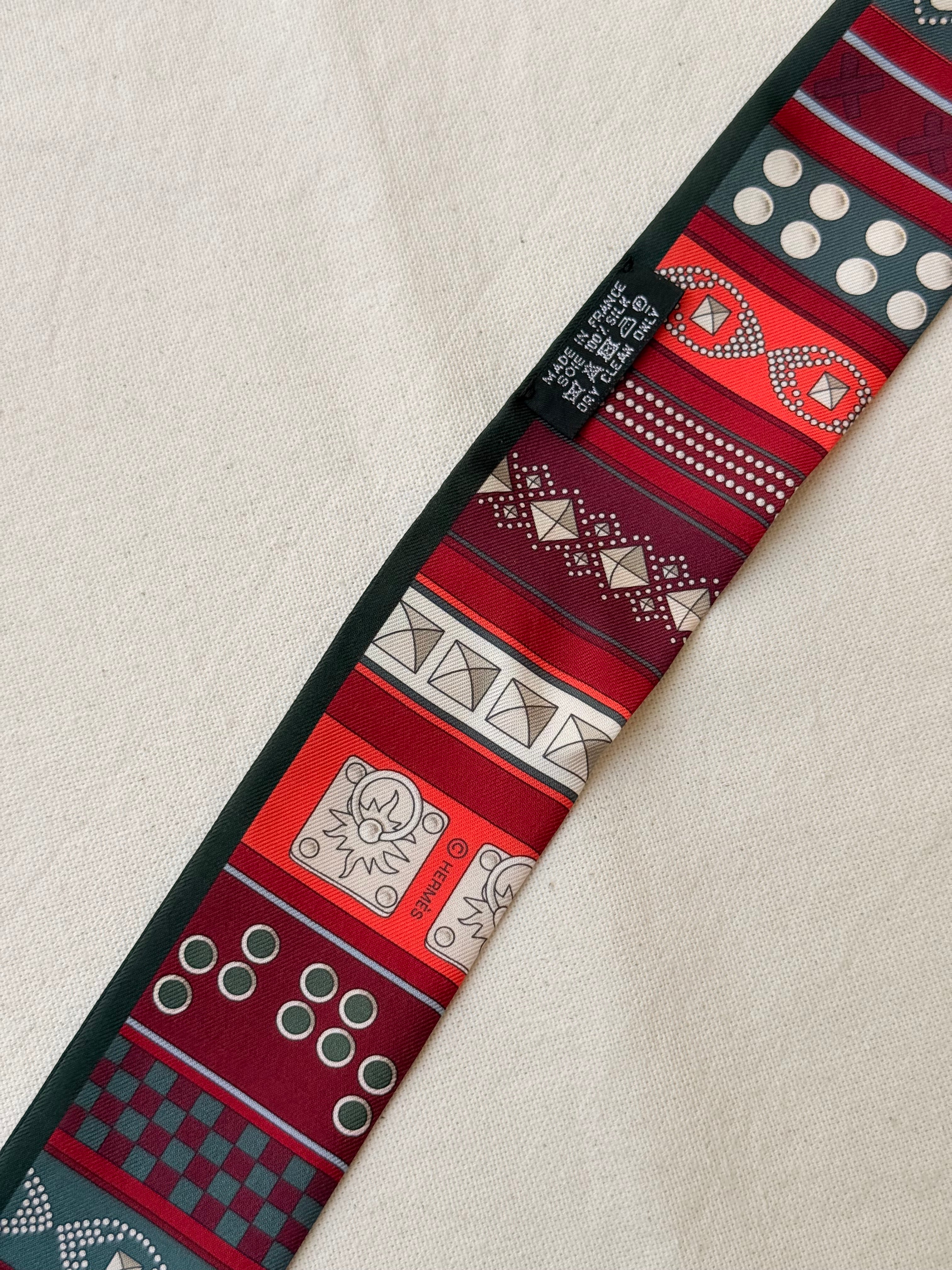Twilly Hermès – Modèle Collier de chien