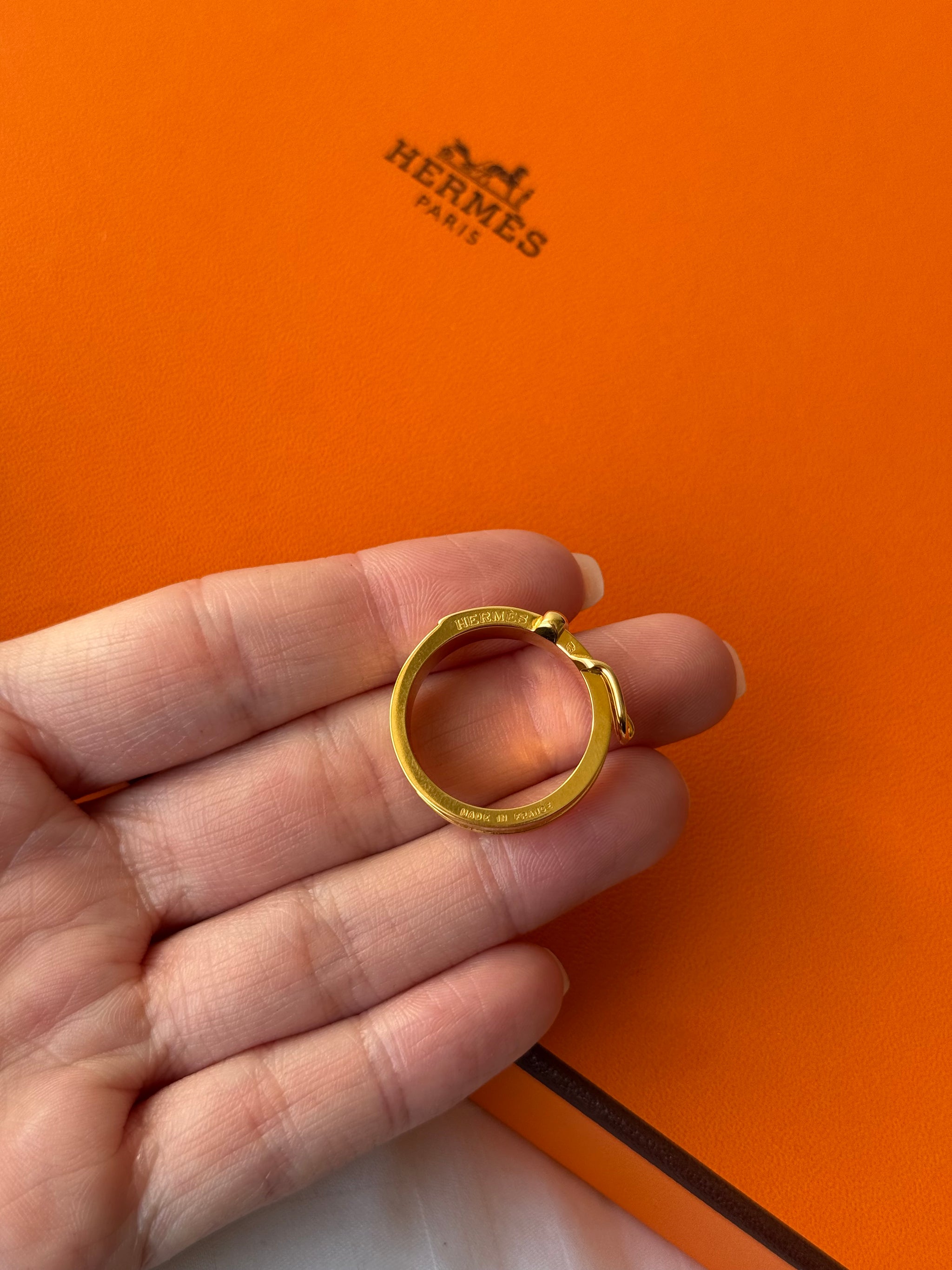 Anneau de foulard Hermès - modèle ceinture
