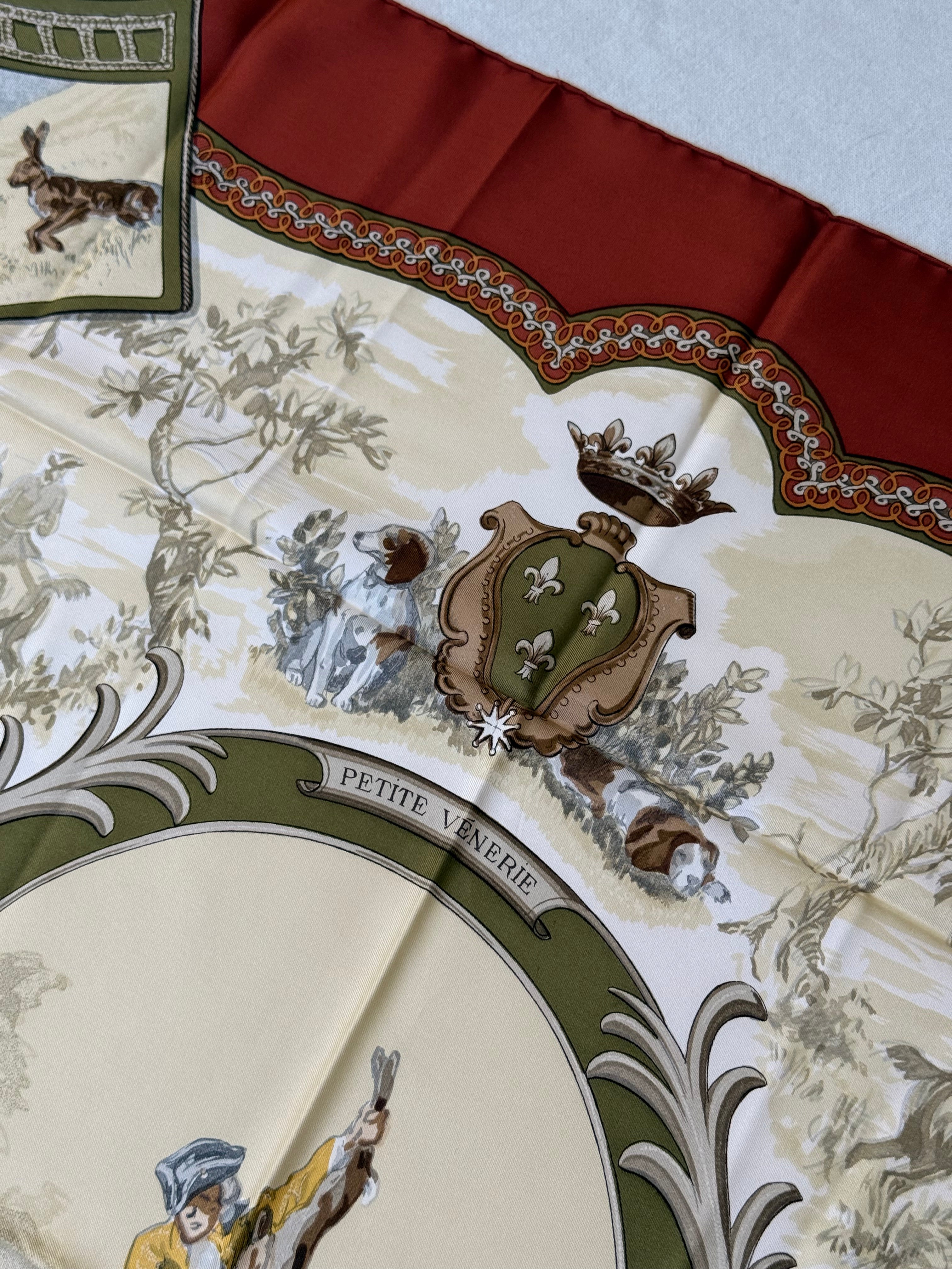 Foulard Hermès – Modèle Petite Vénerie