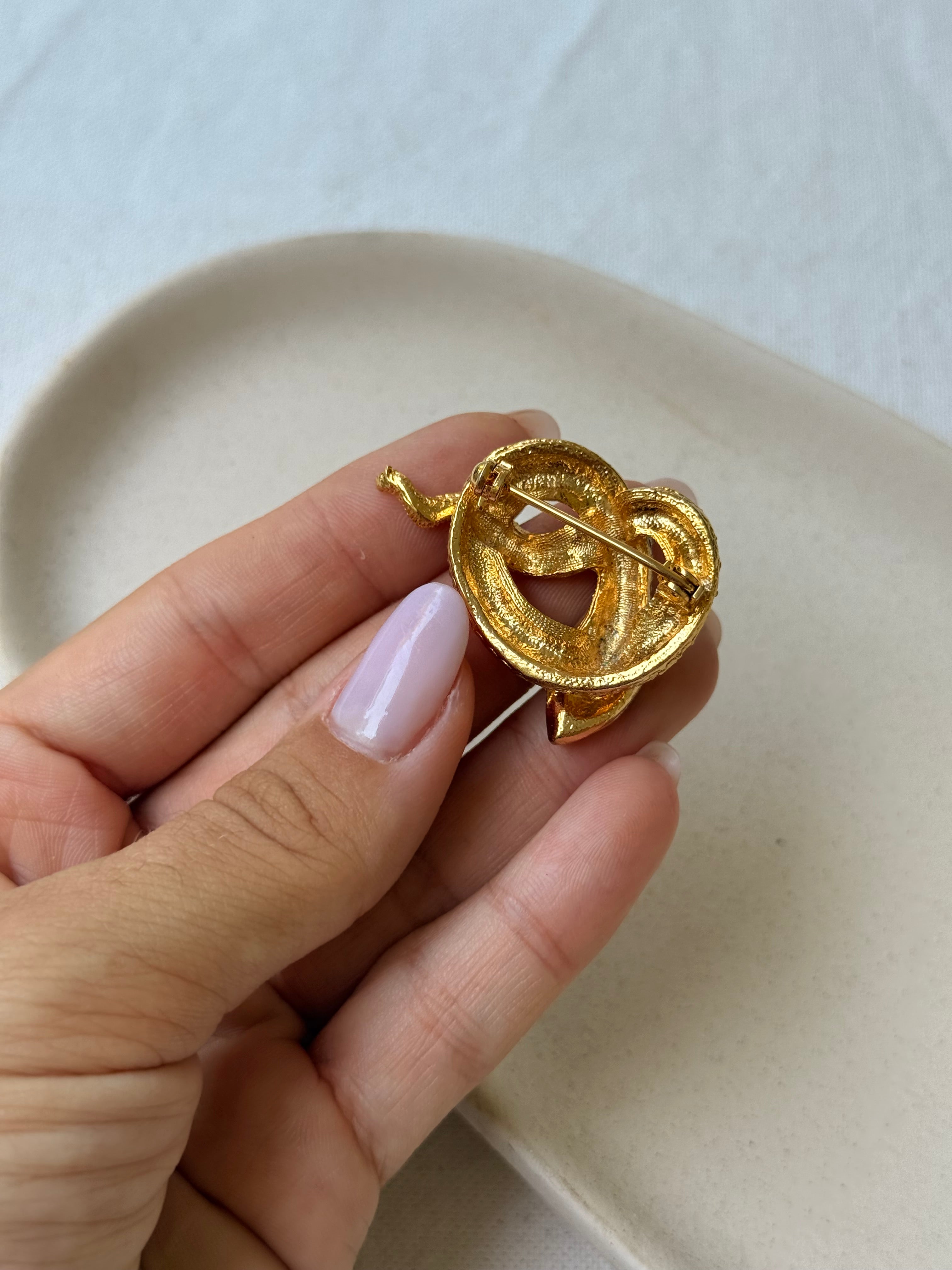 Broche vintage - serpent strass verts