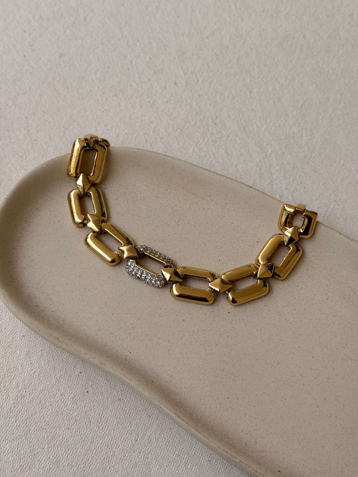 Bracelet vintage - Maillons dorés et strass