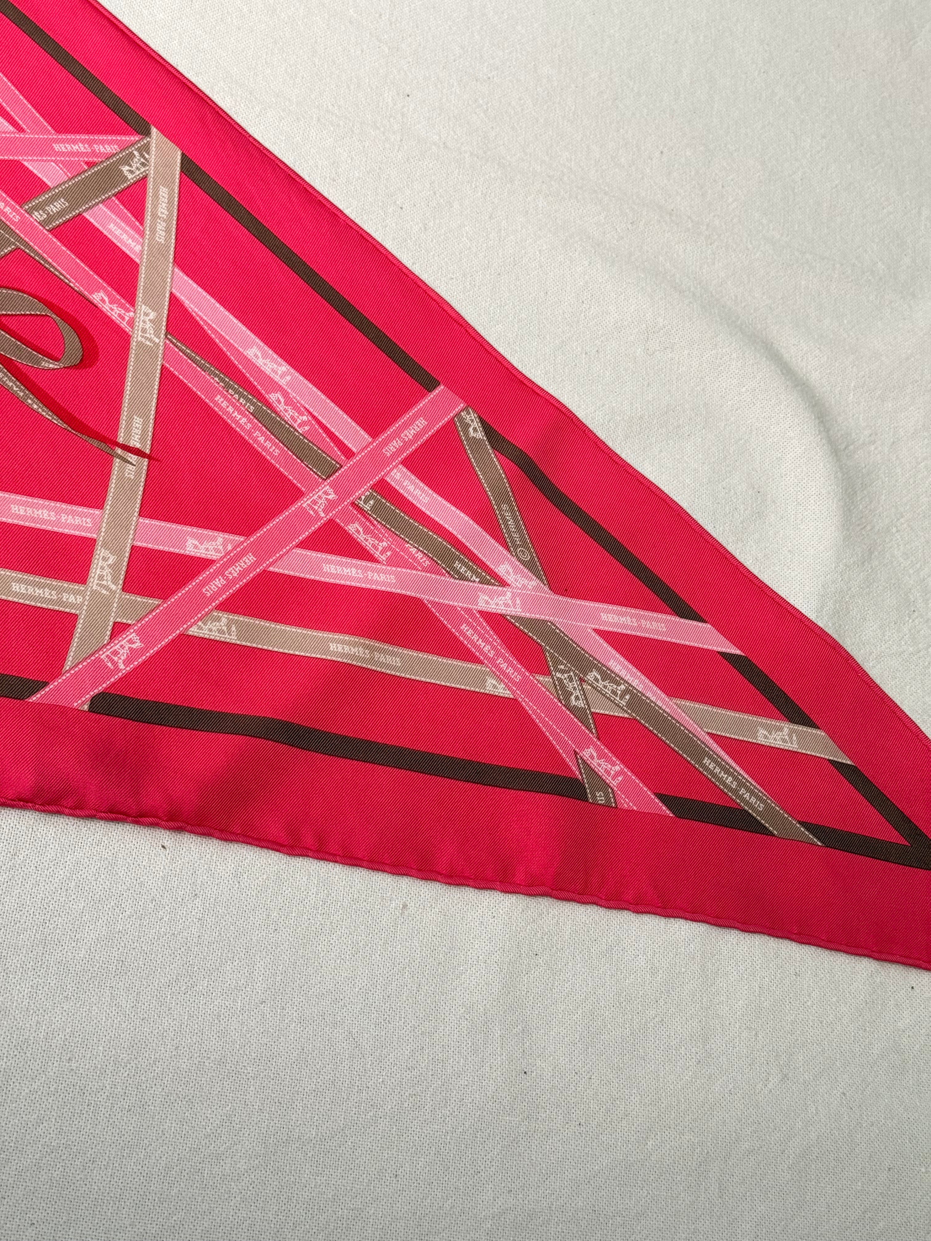 Triangle Hermès – Modèle Bolduc