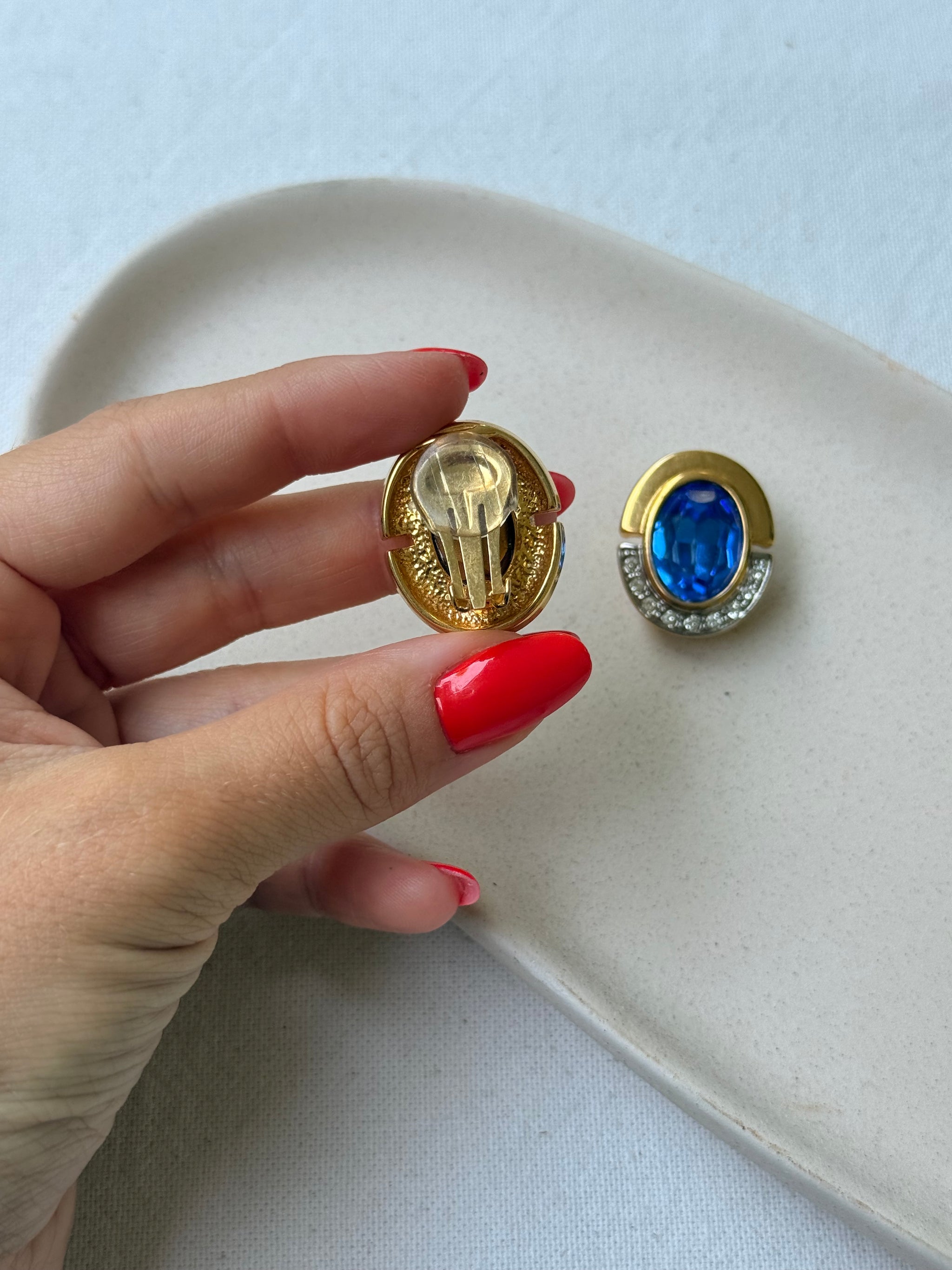 Boucles d’oreilles vintage - Cristaux bleus facettés