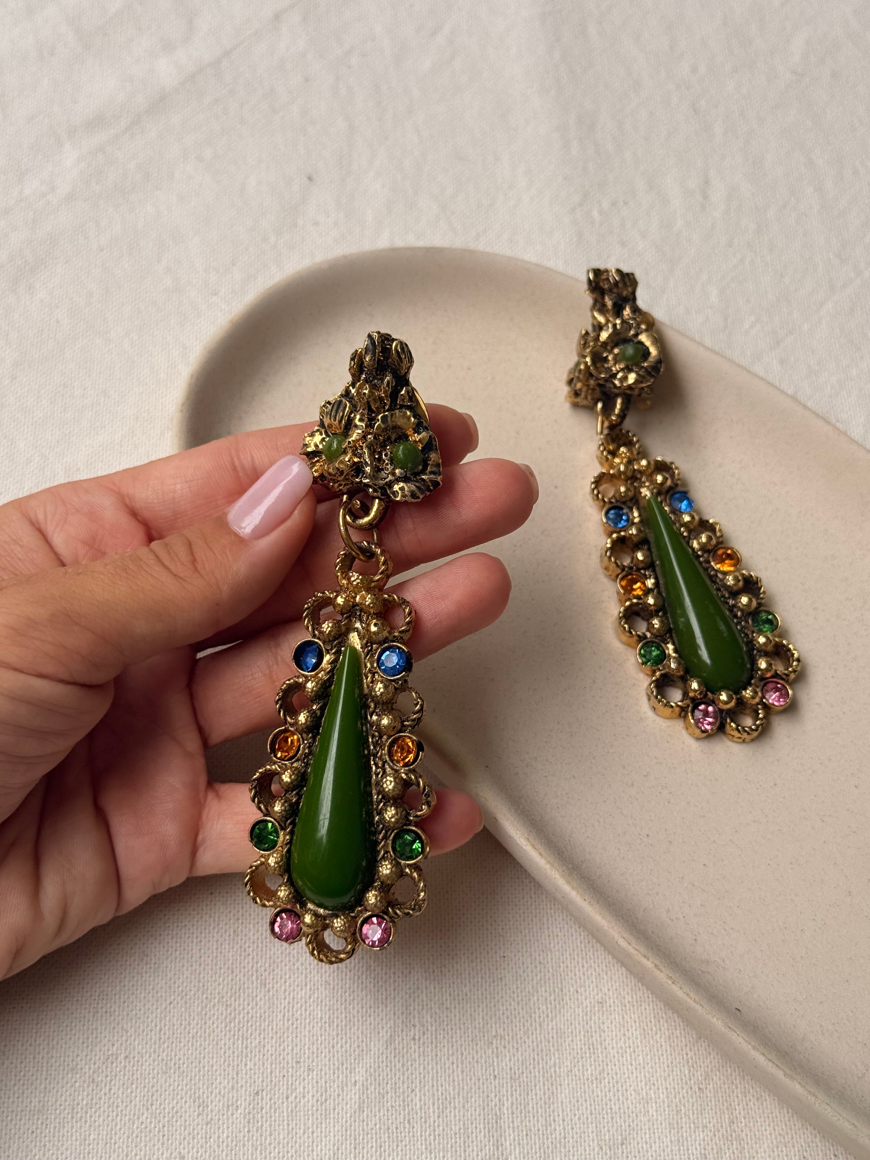 Boucles d’oreilles vintage - Pendantes gouttes vertes et cristaux multicolores