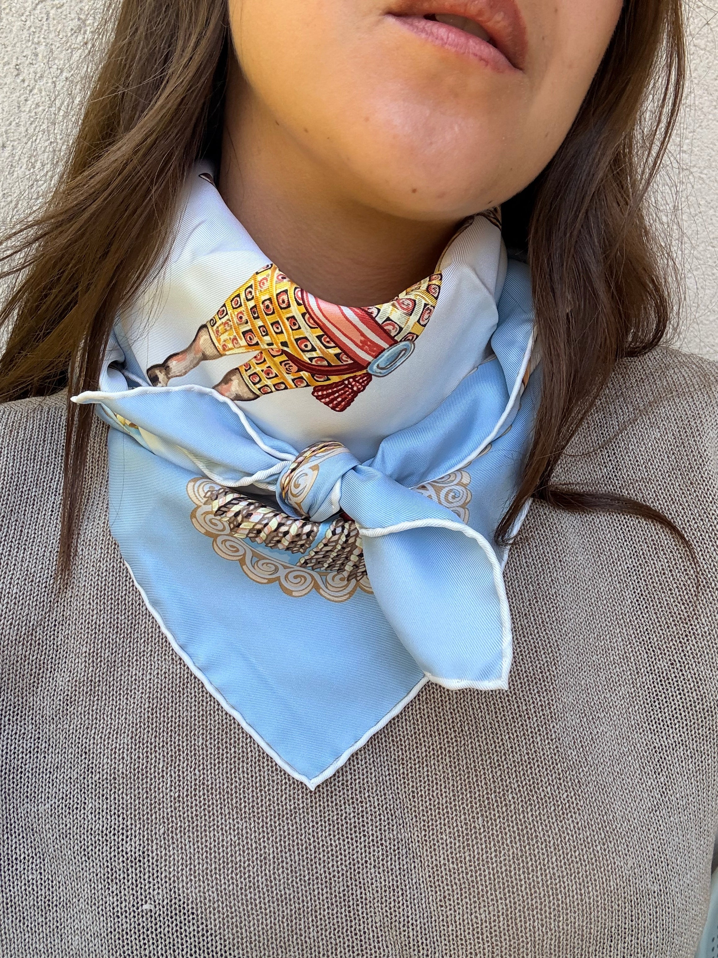 Foulard Hermès – Modèle Paperoles