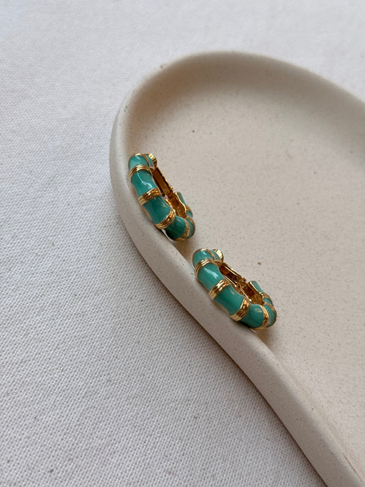 Boucles d’oreilles Kenneth Jay Lane vintage - Créoles émaillées turquoise