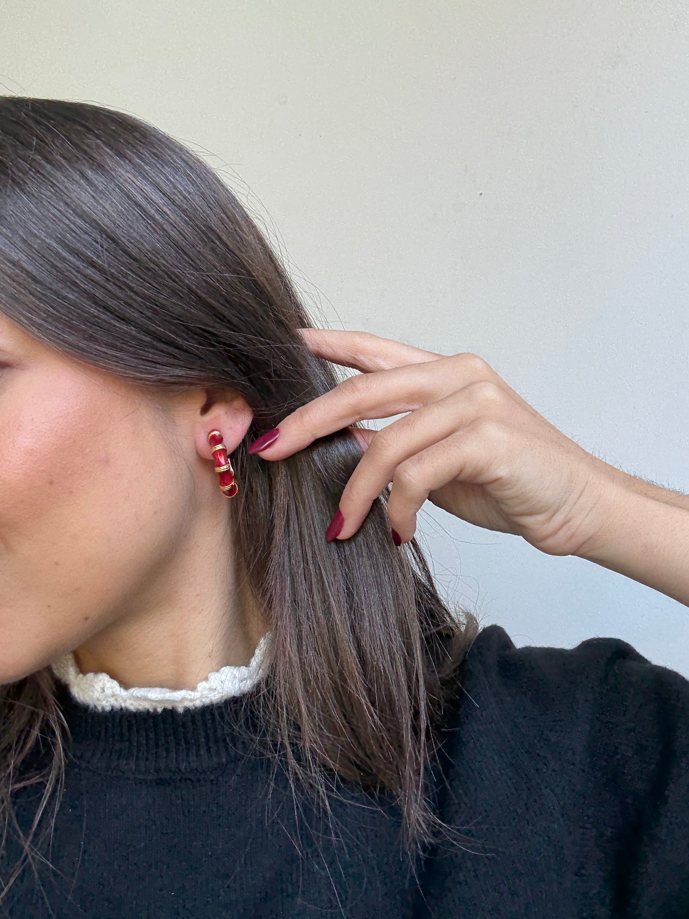 Boucles d’oreilles Kenneth Jay Lane vintage - Créoles effet bambou rouge et doré