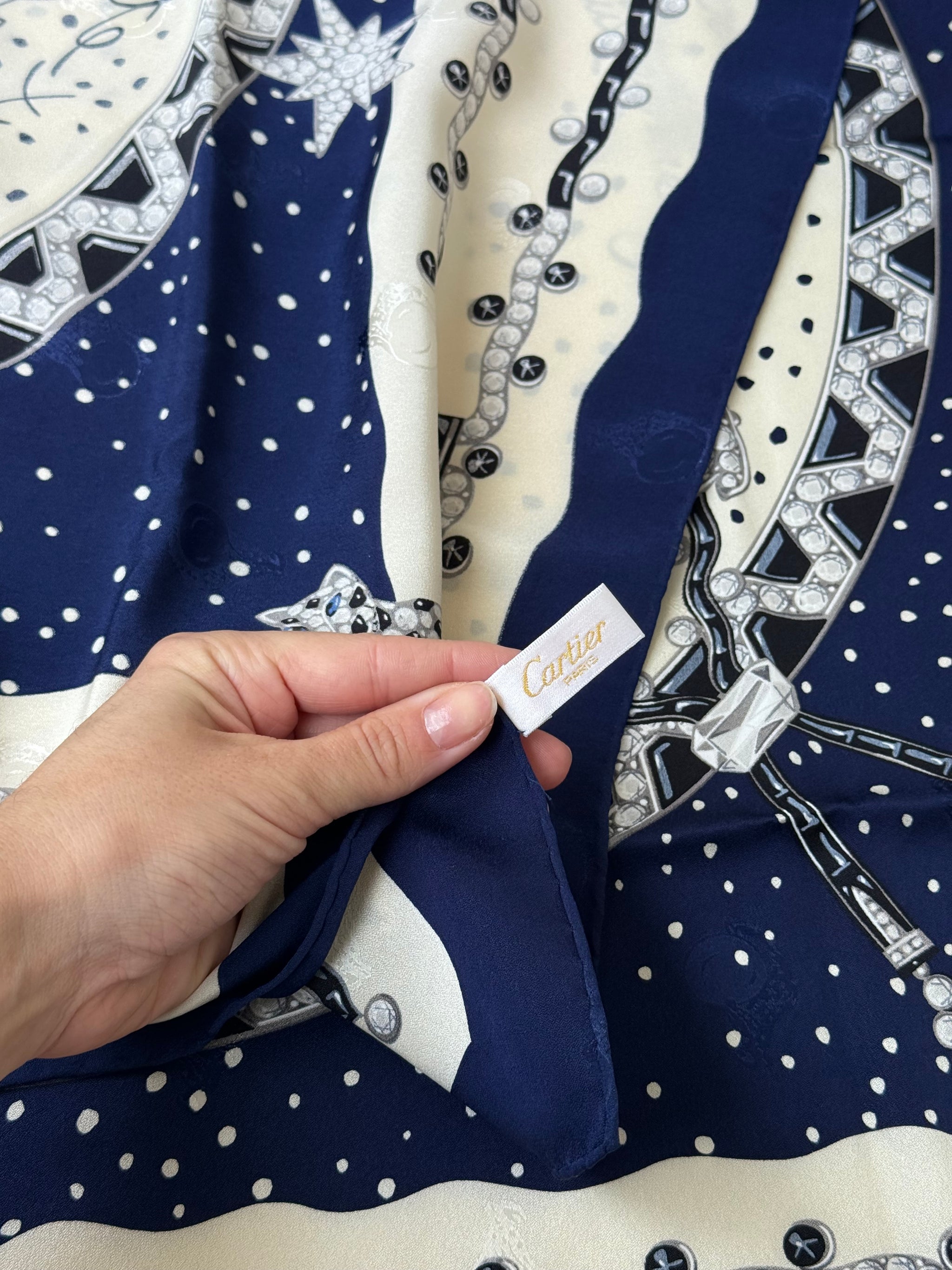 Foulard Cartier – Ciel d’hiver