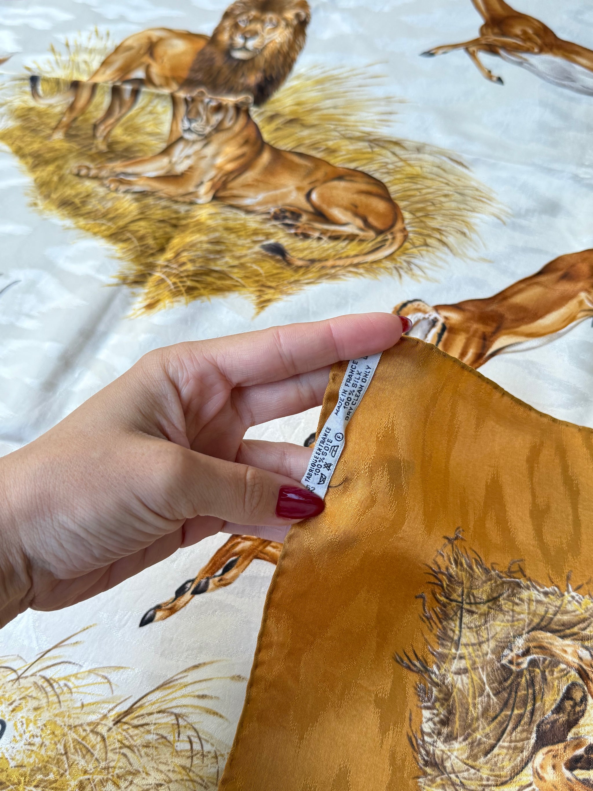 Foulard Hermès – Modèle Kenya