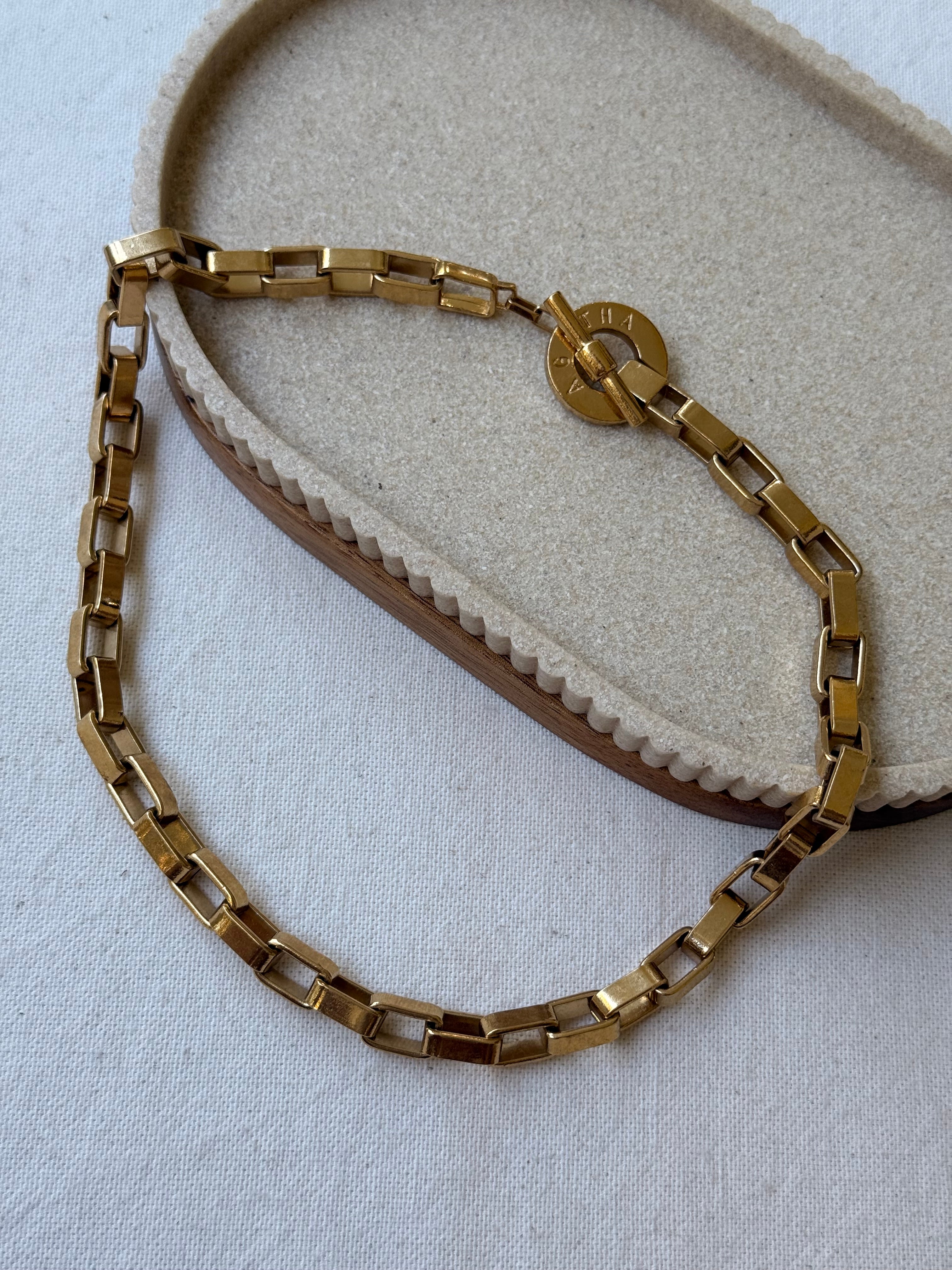 Collier Agatha Vintage - Maille rectangulaire dorée