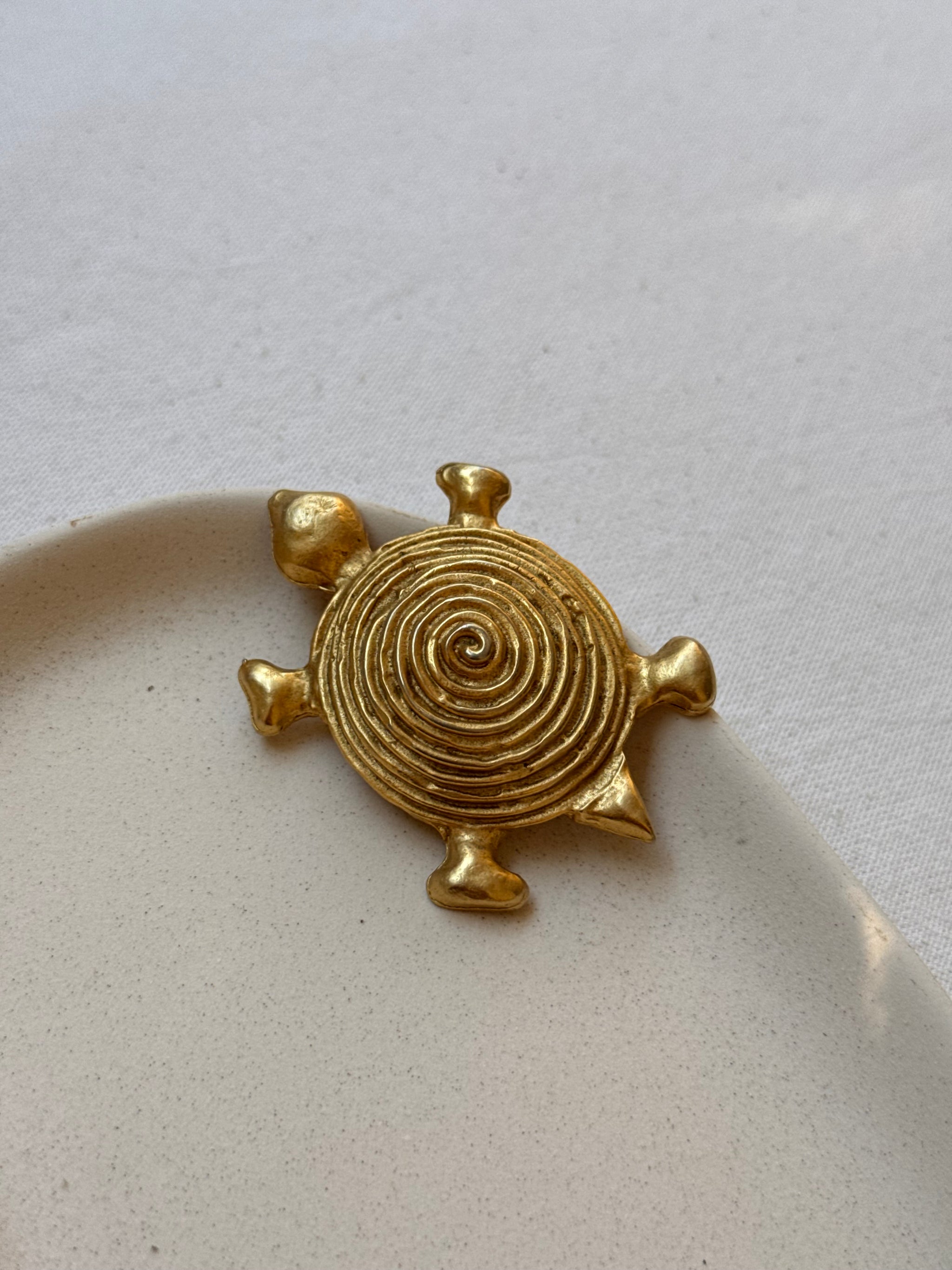 Broche vintage - Tortue dorée
