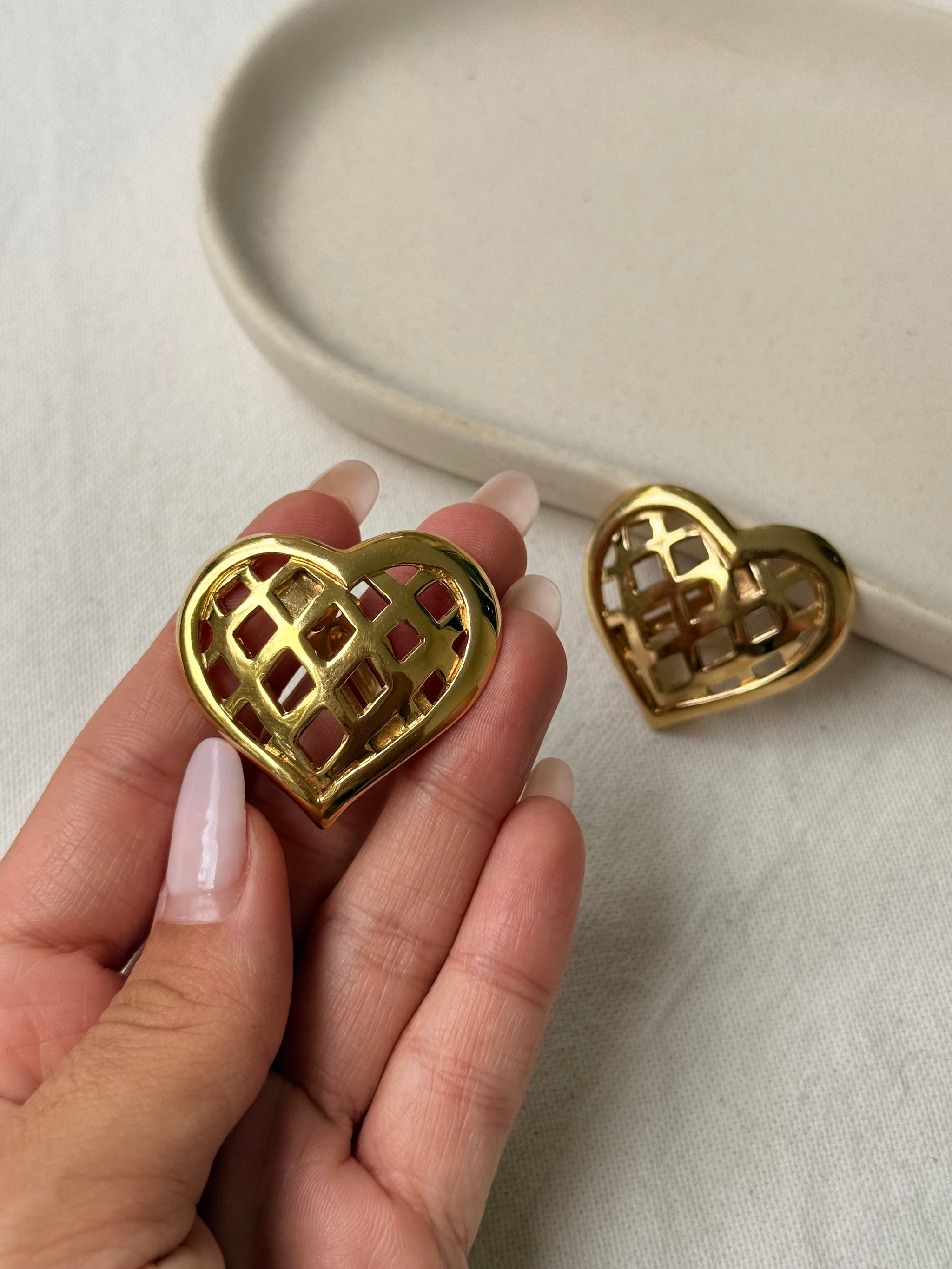 Boucles d’oreilles Rochas vintage - Cœurs dorés