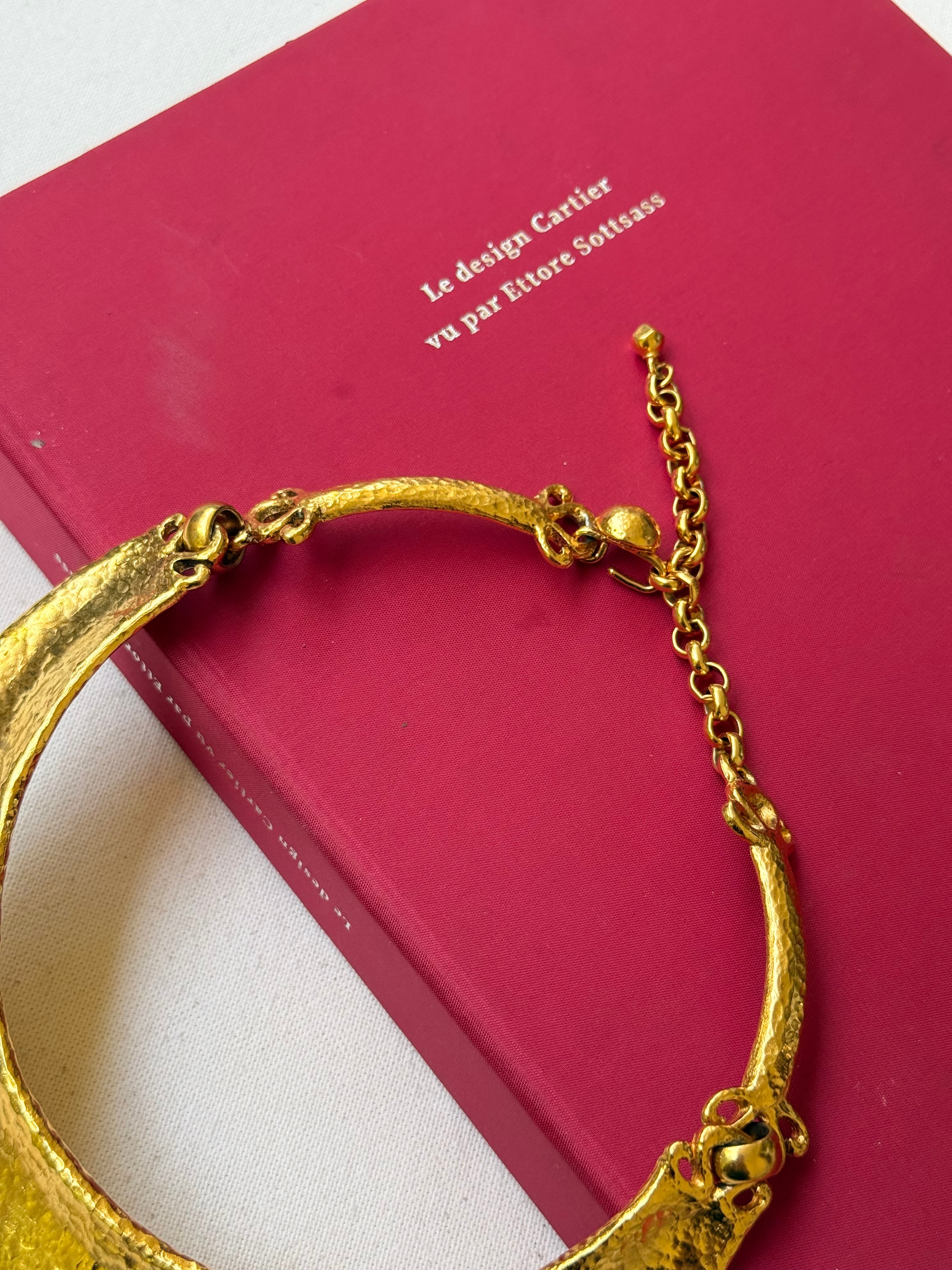 Collier Barrera vintage - Plastron doré