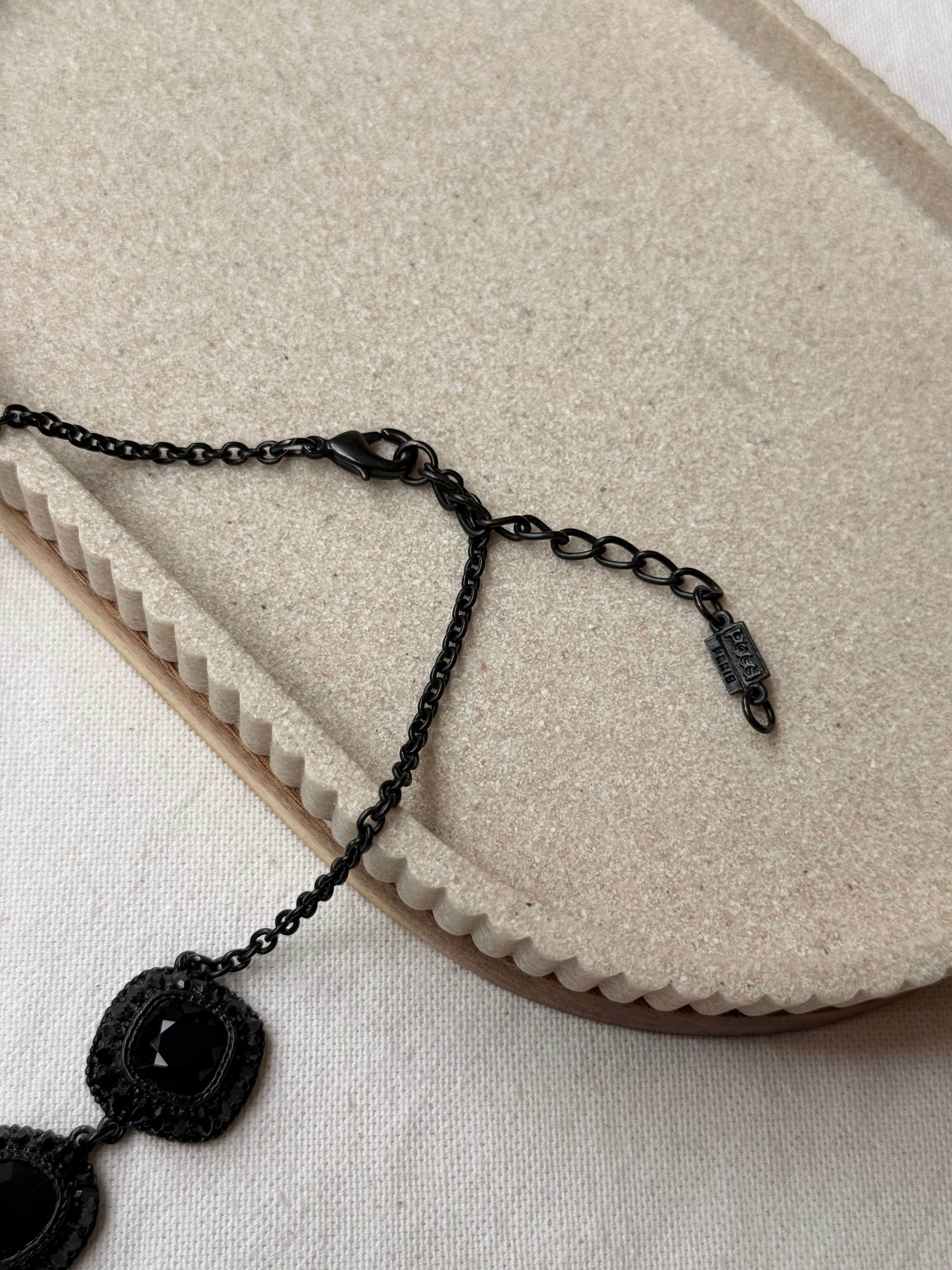 Collier Poggi vintage - Pierres noires et long pendentif