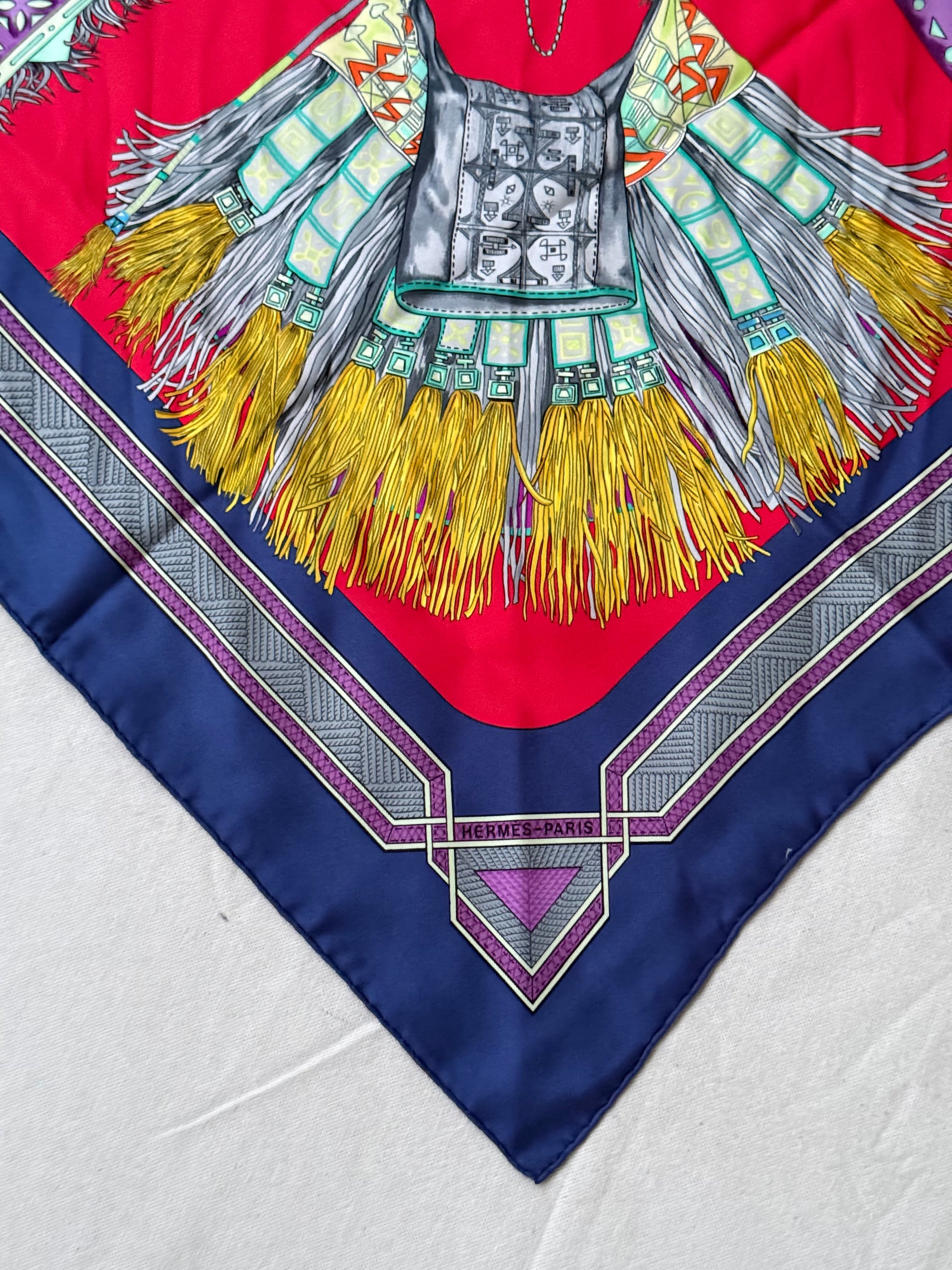 Foulard Hermès – Modèle Cuirs du désert