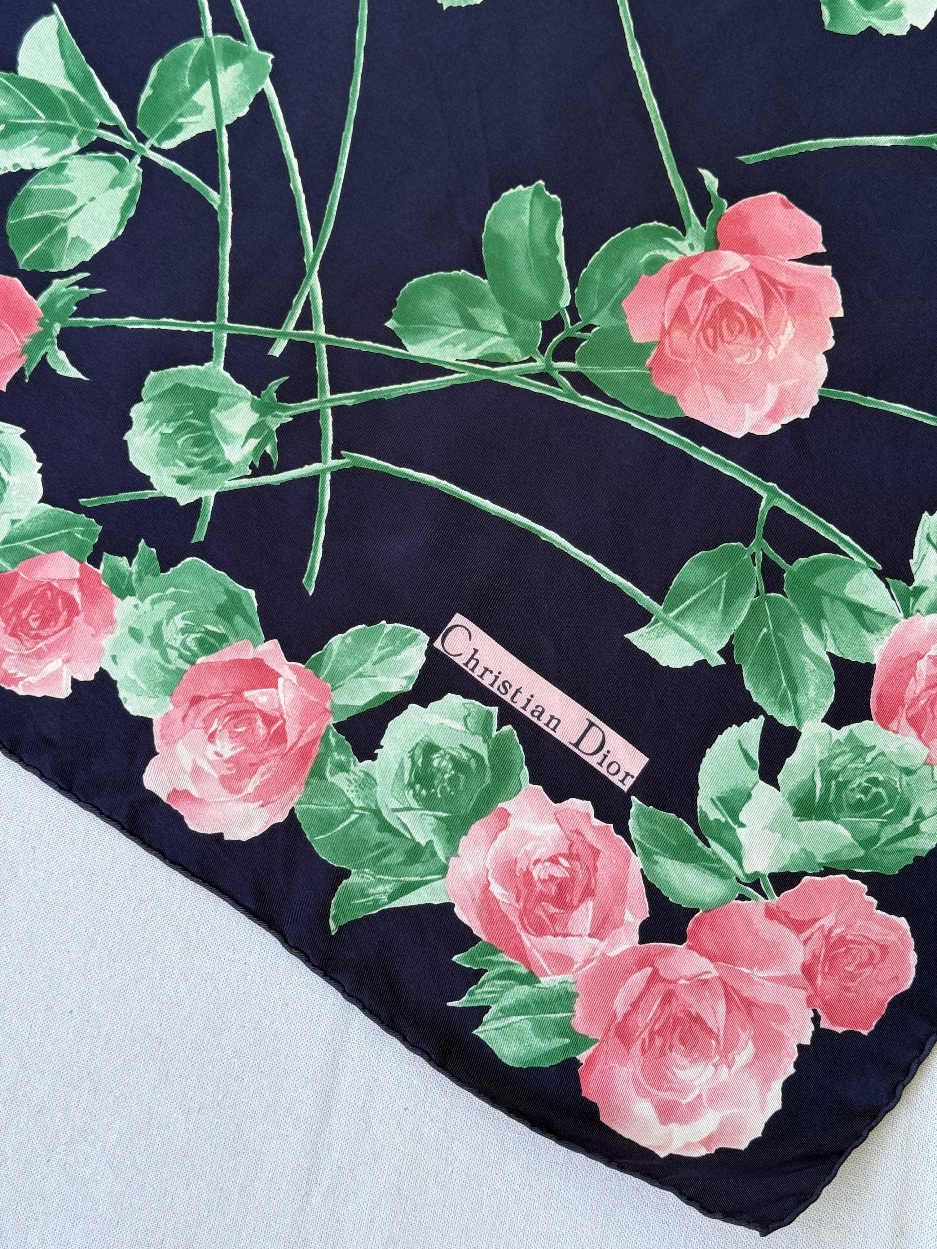 Christian Dior Scarf – Floral patterns