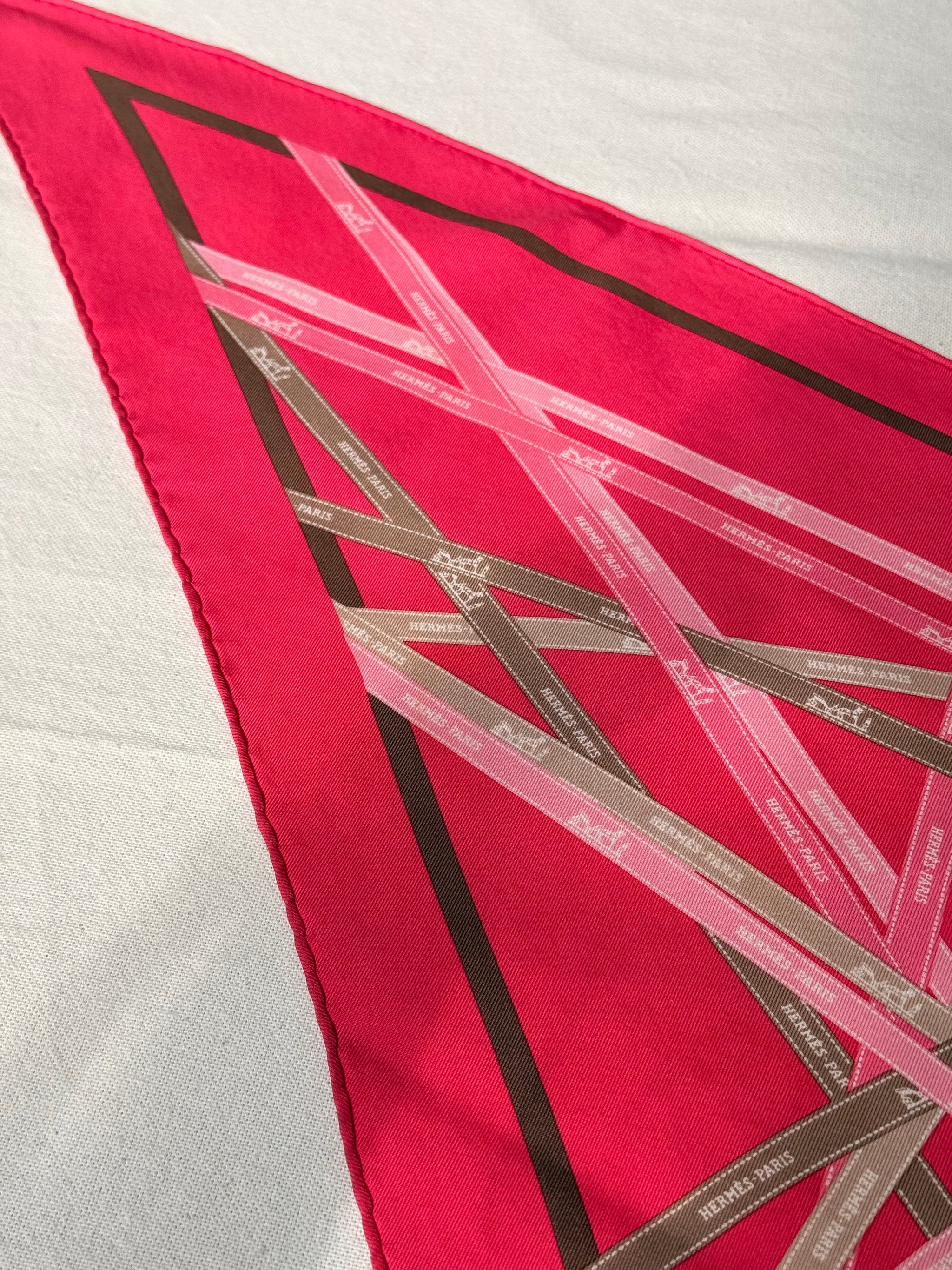Triangle Hermès – Modèle Bolduc