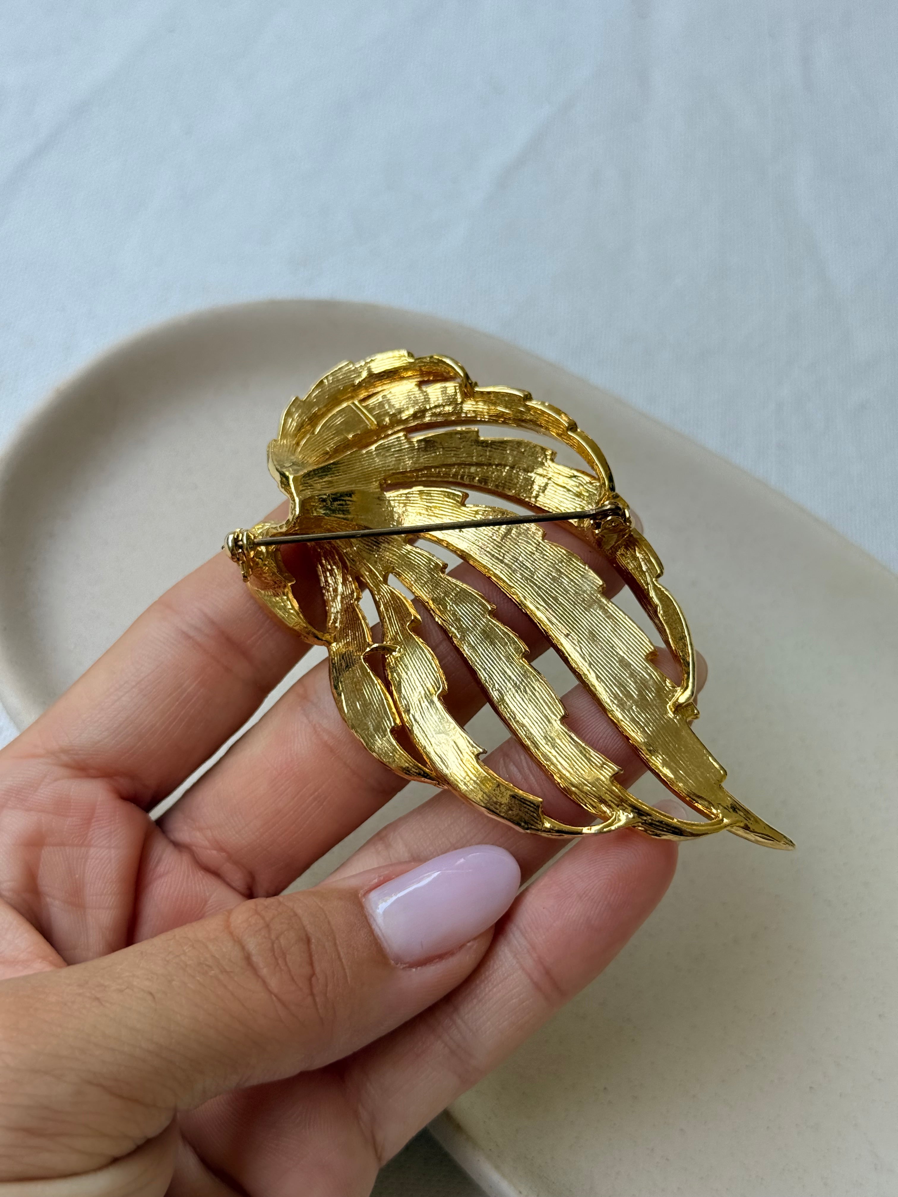 Broche vintage - Motif feuilles dorées XL