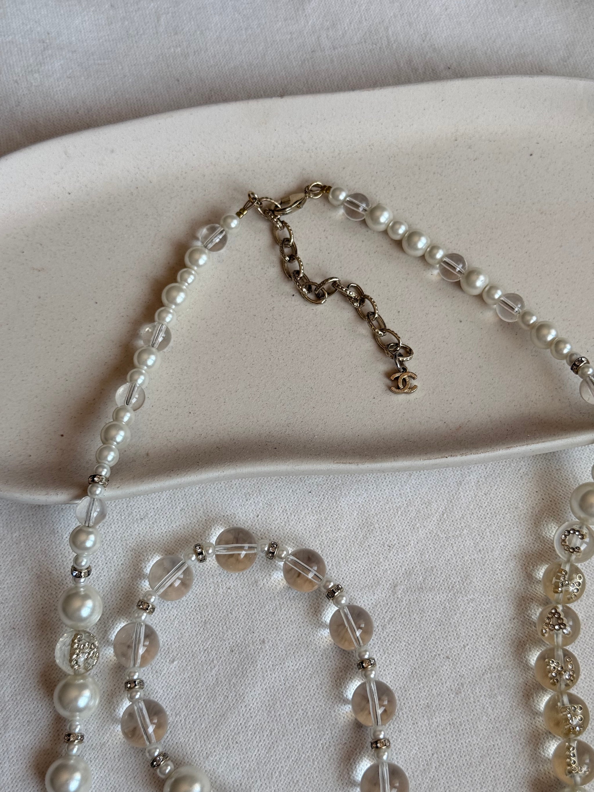 Collier sautoir Chanel - Perles et pâte de verre Collection 2019